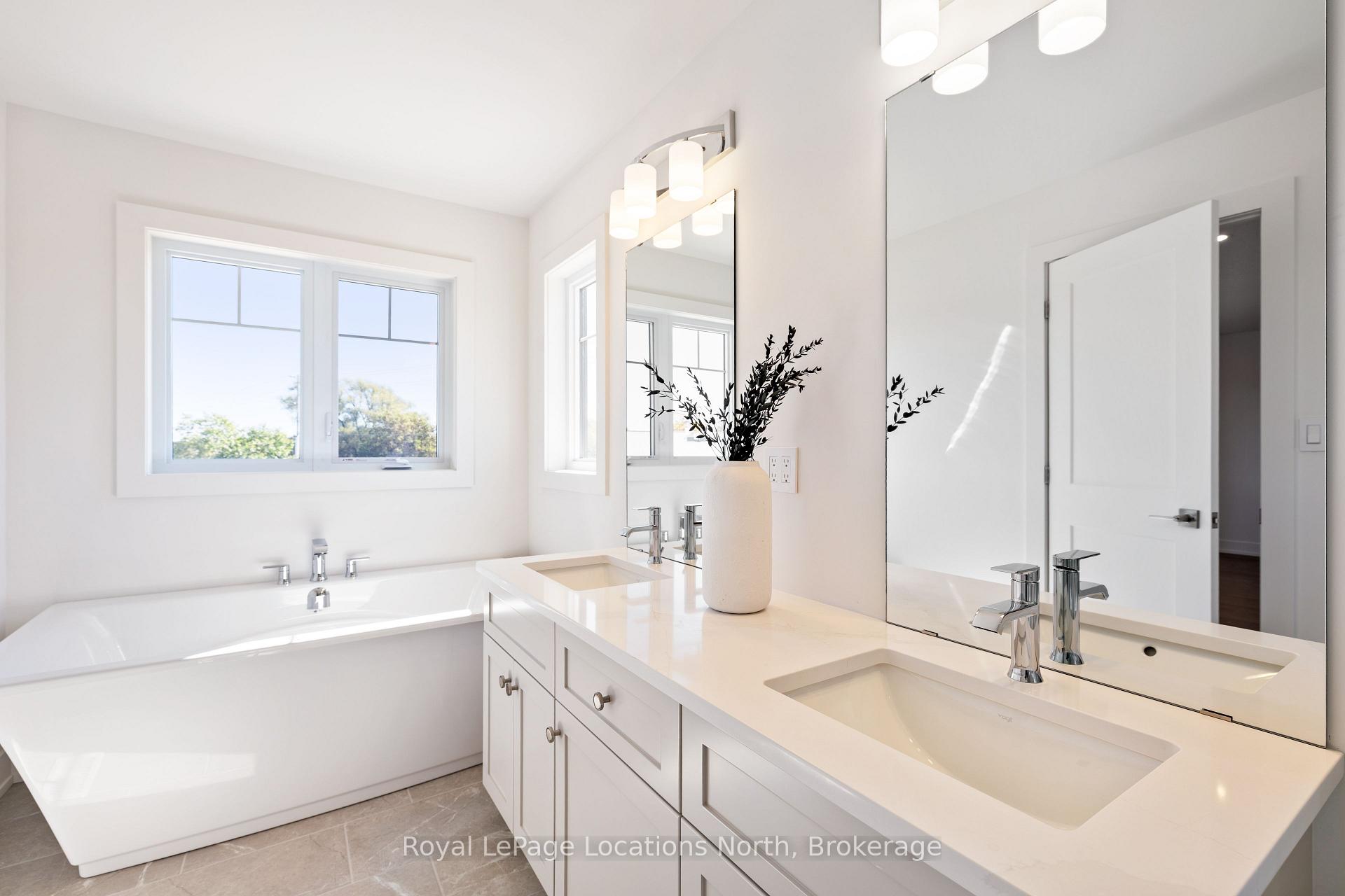 Photo 31 of 42 Swain Crescent, Collingwood — HOMEH