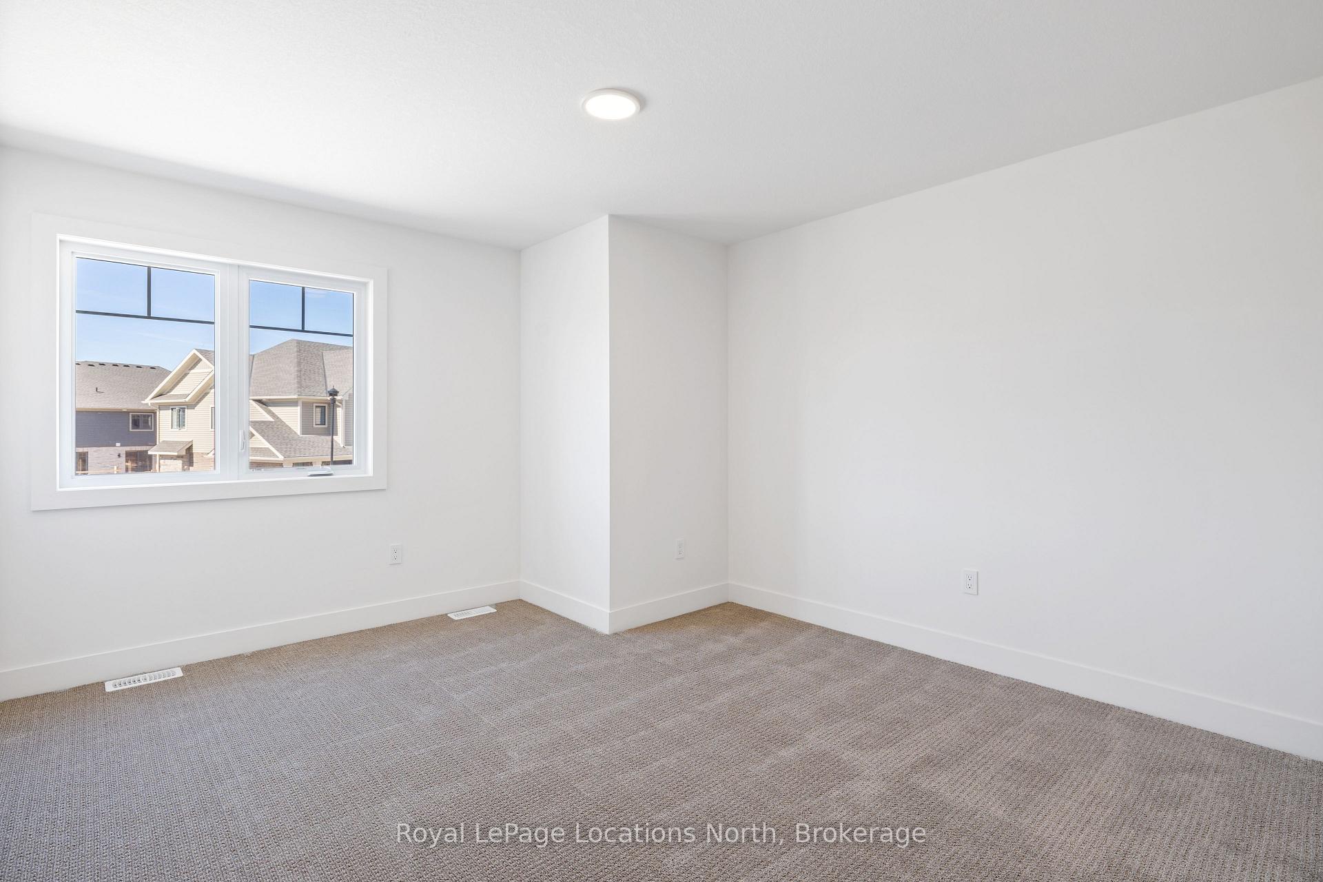 Photo 37 of 42 Swain Crescent, Collingwood — HOMEH