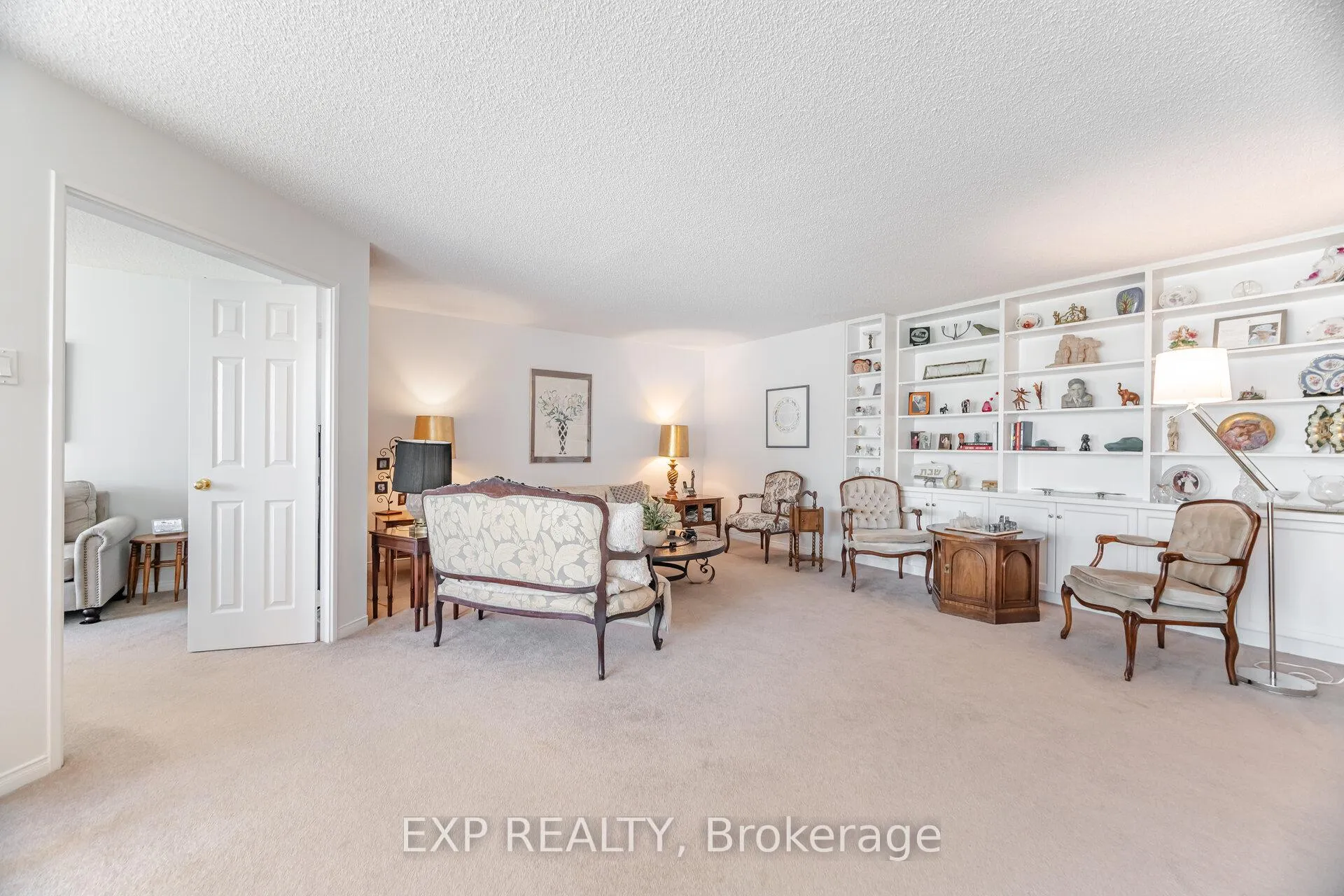 Photo 13 of Unit 613, 7825 Bayview Avenue, Markham, Aileen-Willowbrook — HOMEH
