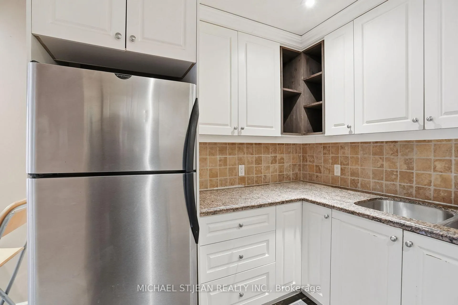 Photo 11 of Unit 306, 283 King Street E, Hamilton, Beasley — HOMEH