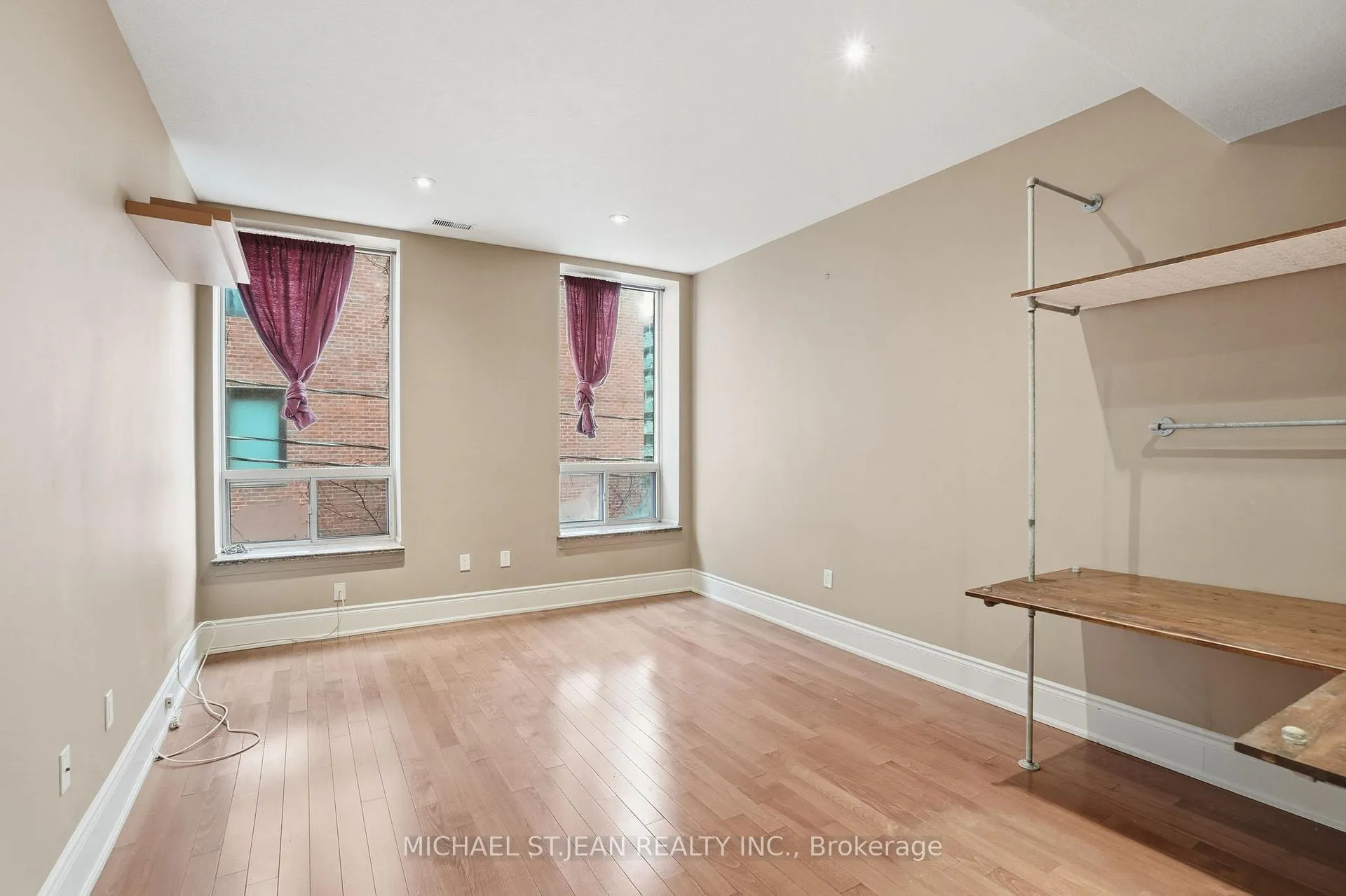 Photo 18 of Unit 306, 283 King Street E, Hamilton, Beasley — HOMEH