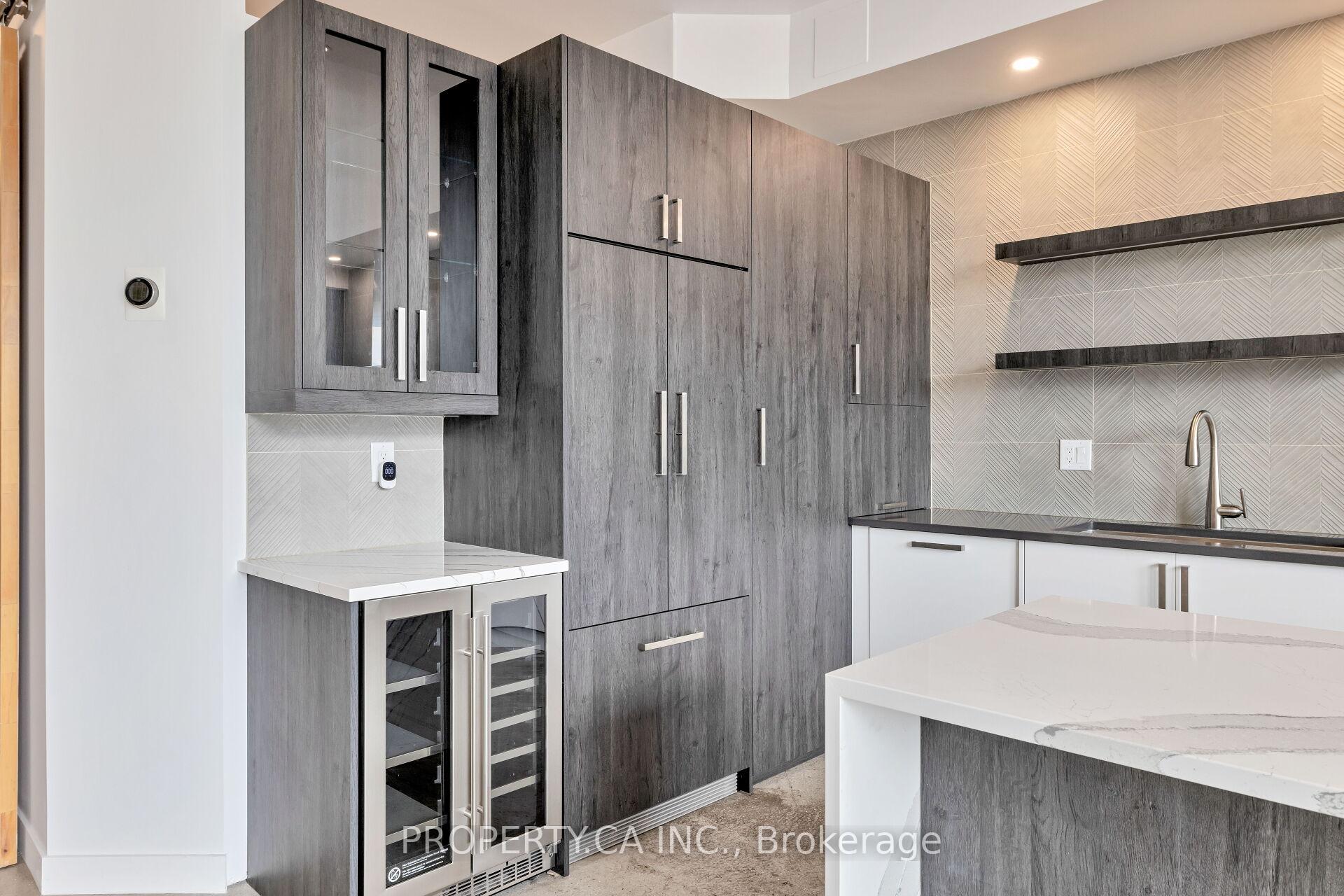 Photo 7 of Unit 1017, 155 Dalhousie Street, Toronto, Church-Yonge Corridor — HOMEH