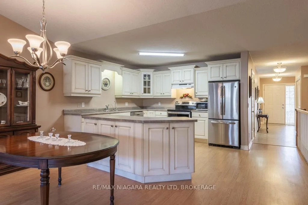 Photo 13 of Unit 35, 605 Welland Avenue, St. Catharines, Carlton/Bunting — HOMEH