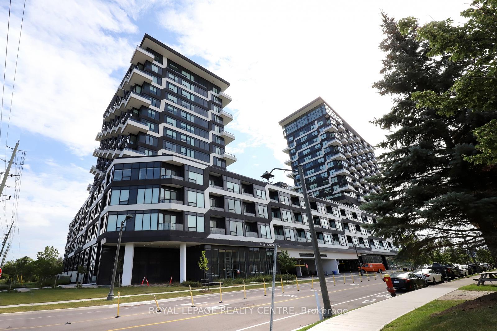 Front of Unit 509, 2489 Taunton Road