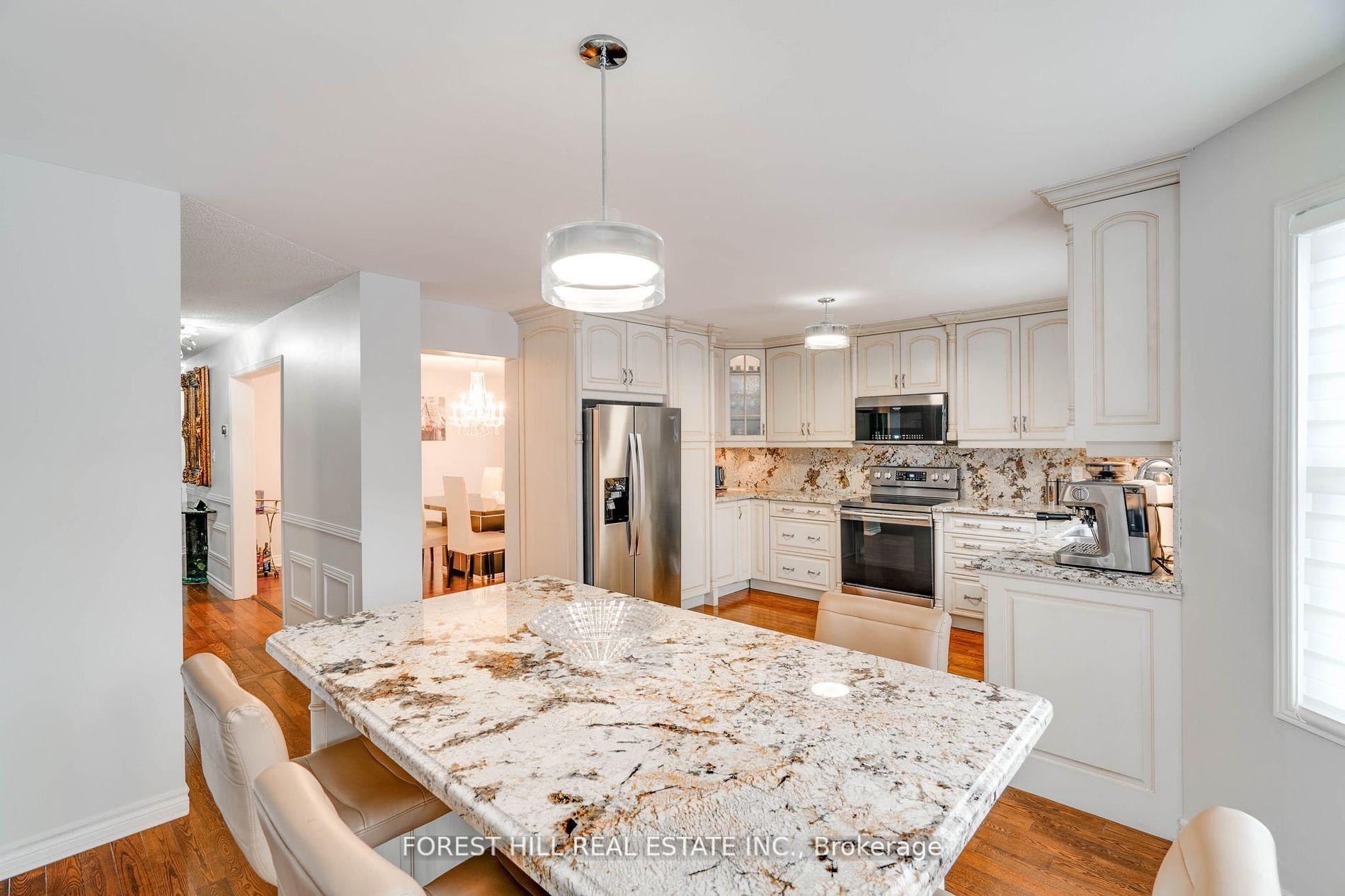 Photo 14 of 48 Haskell Crescent, Aurora, Aurora Highlands — HOMEH