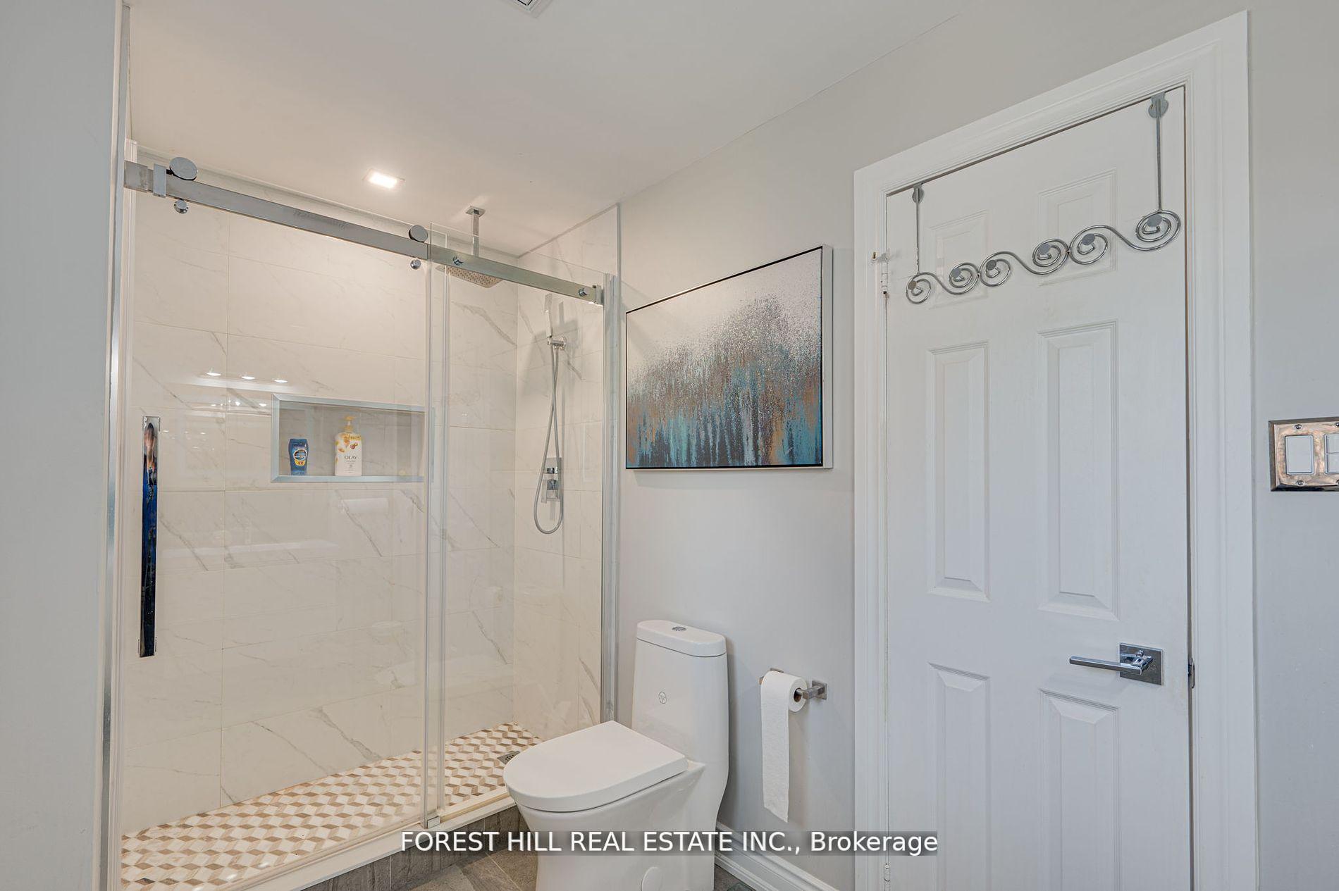 Photo 20 of 48 Haskell Crescent, Aurora, Aurora Highlands — HOMEH