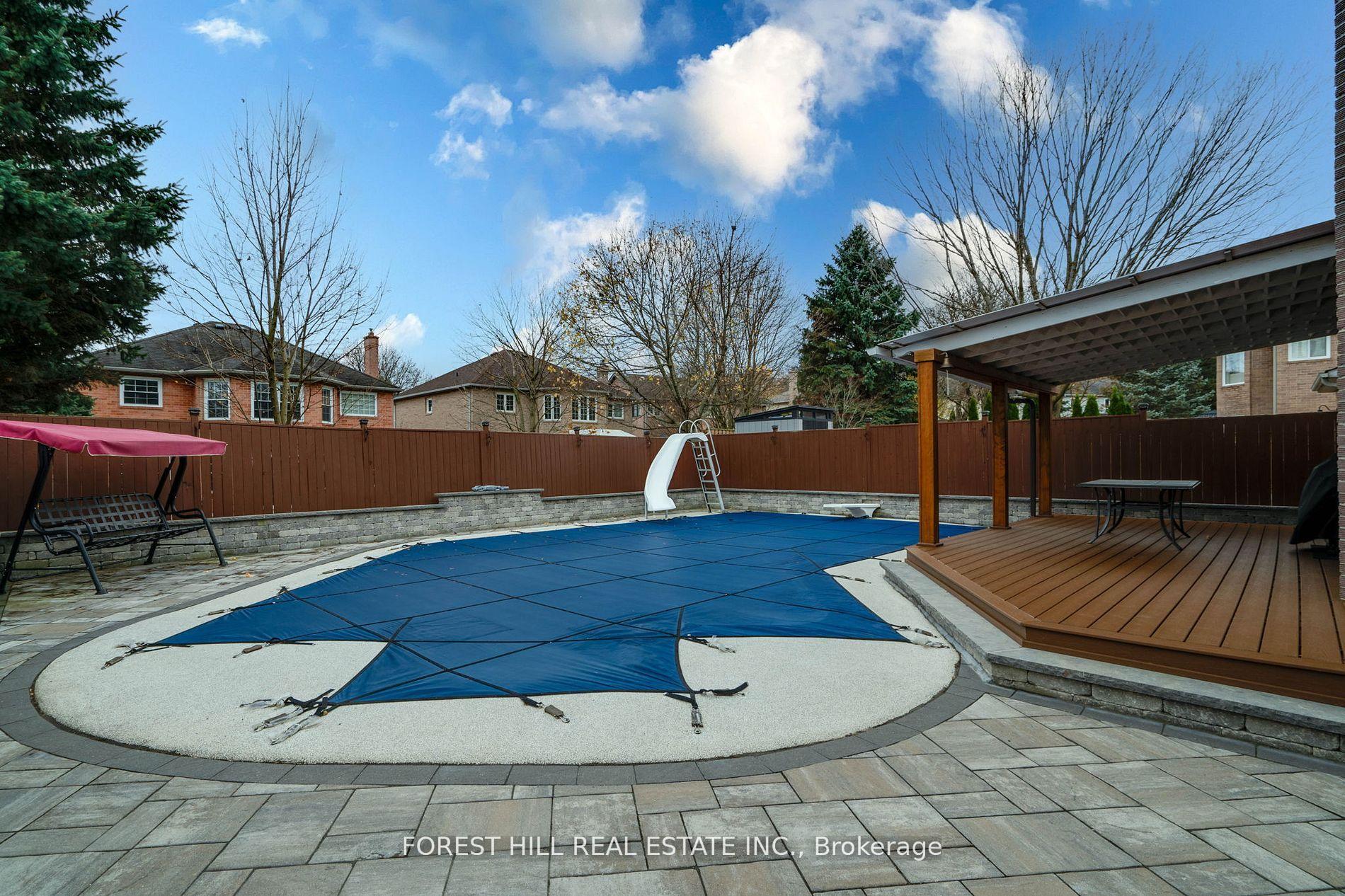 Photo 40 of 48 Haskell Crescent, Aurora, Aurora Highlands — HOMEH