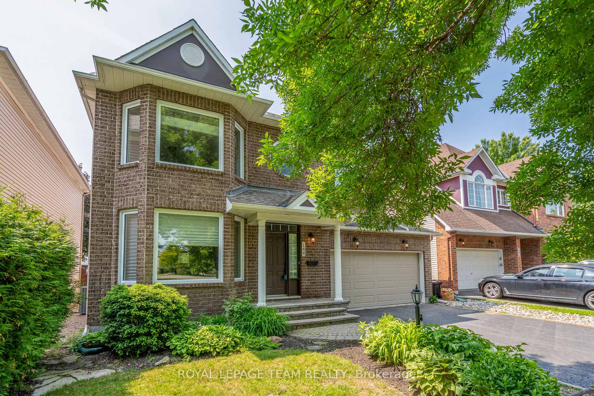 Photo 2 of 144 Windhurst Drive, Ottawa, Barrhaven East — HOMEH