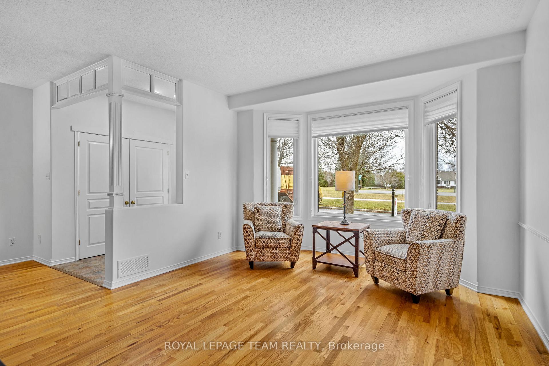 Photo 4 of 144 Windhurst Drive, Ottawa, Barrhaven East — HOMEH