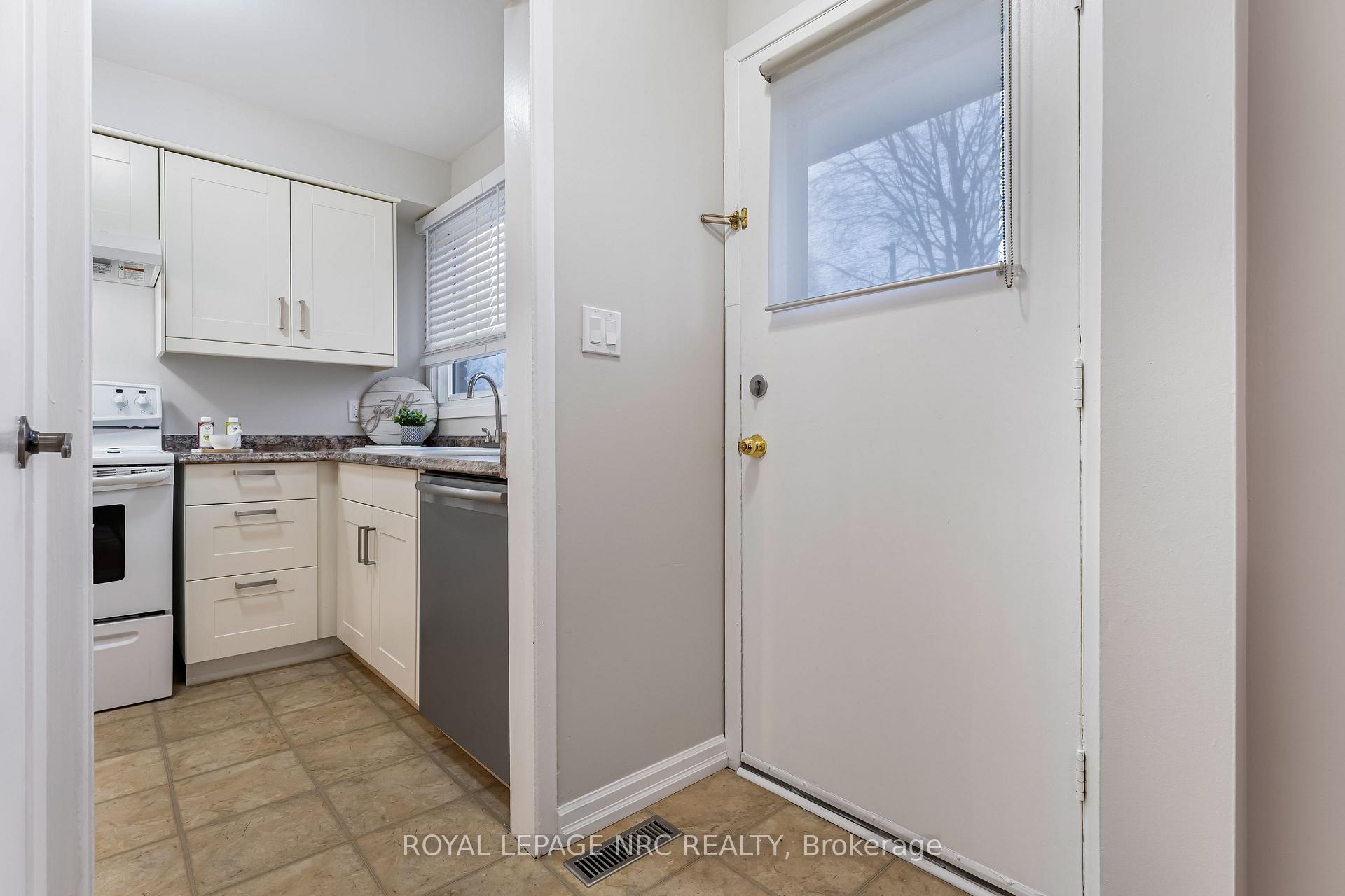 Photo 7 of Unit 50, 151 Parnell Road, St. Catharines, Vine/Linwell — HOMEH