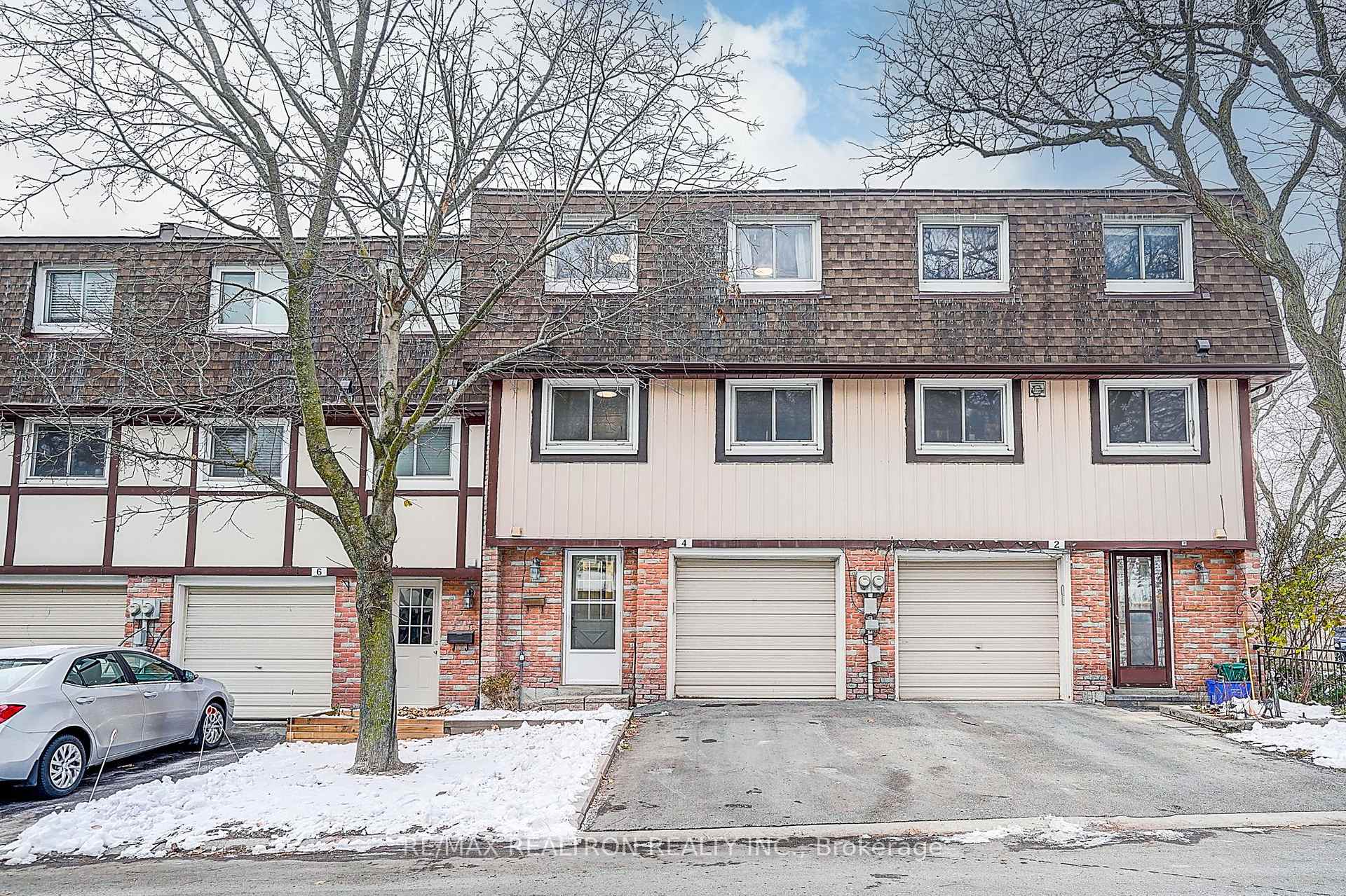 Photo 1 of 4 Thatchers Mill Way, Markham, Bullock — HOMEH