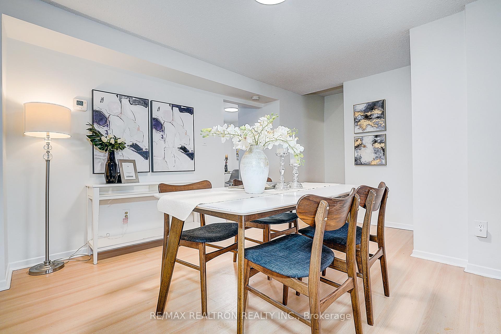 Photo 15 of 4 Thatchers Mill Way, Markham, Bullock — HOMEH