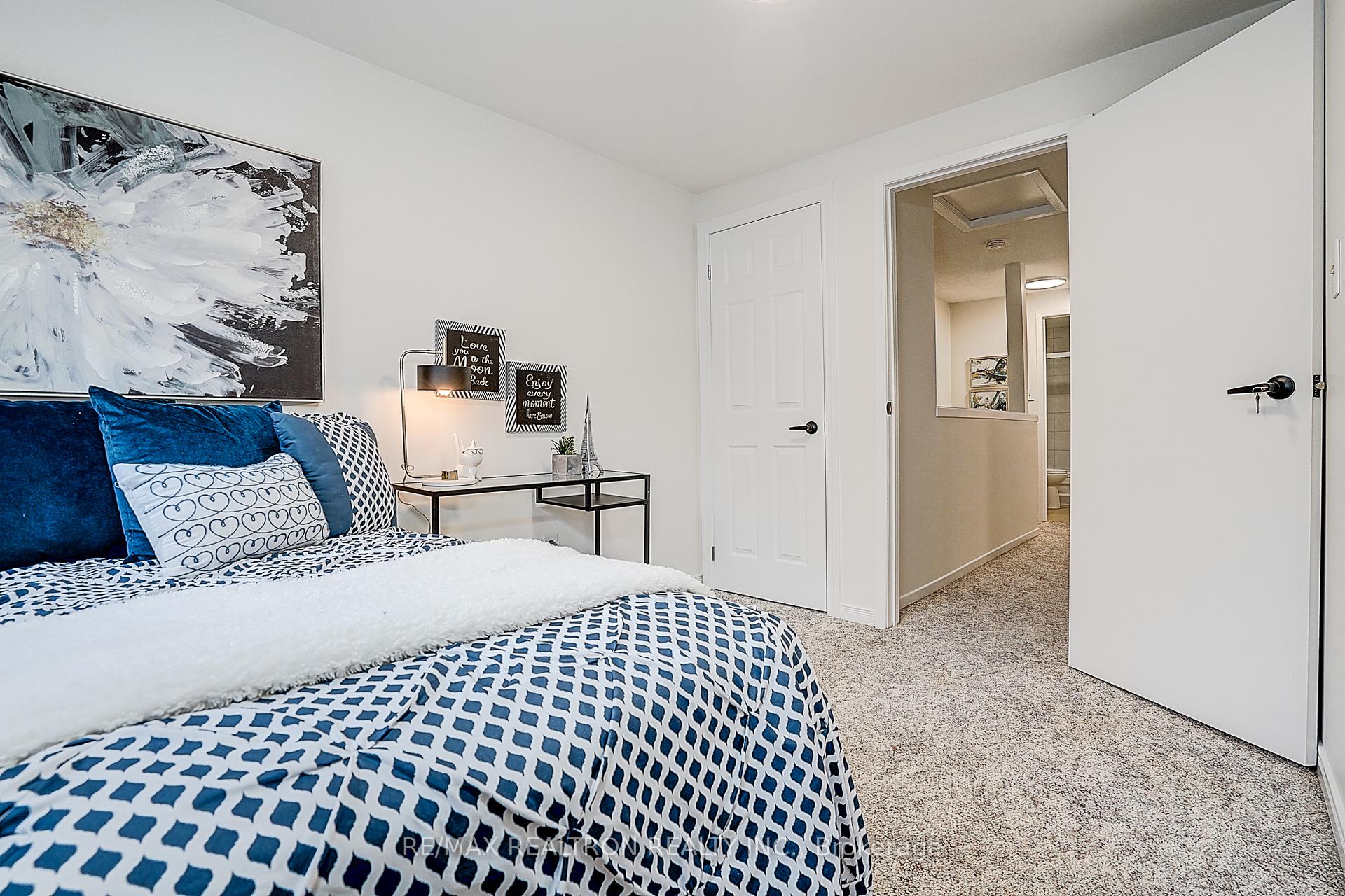 Photo 29 of 4 Thatchers Mill Way, Markham, Bullock — HOMEH