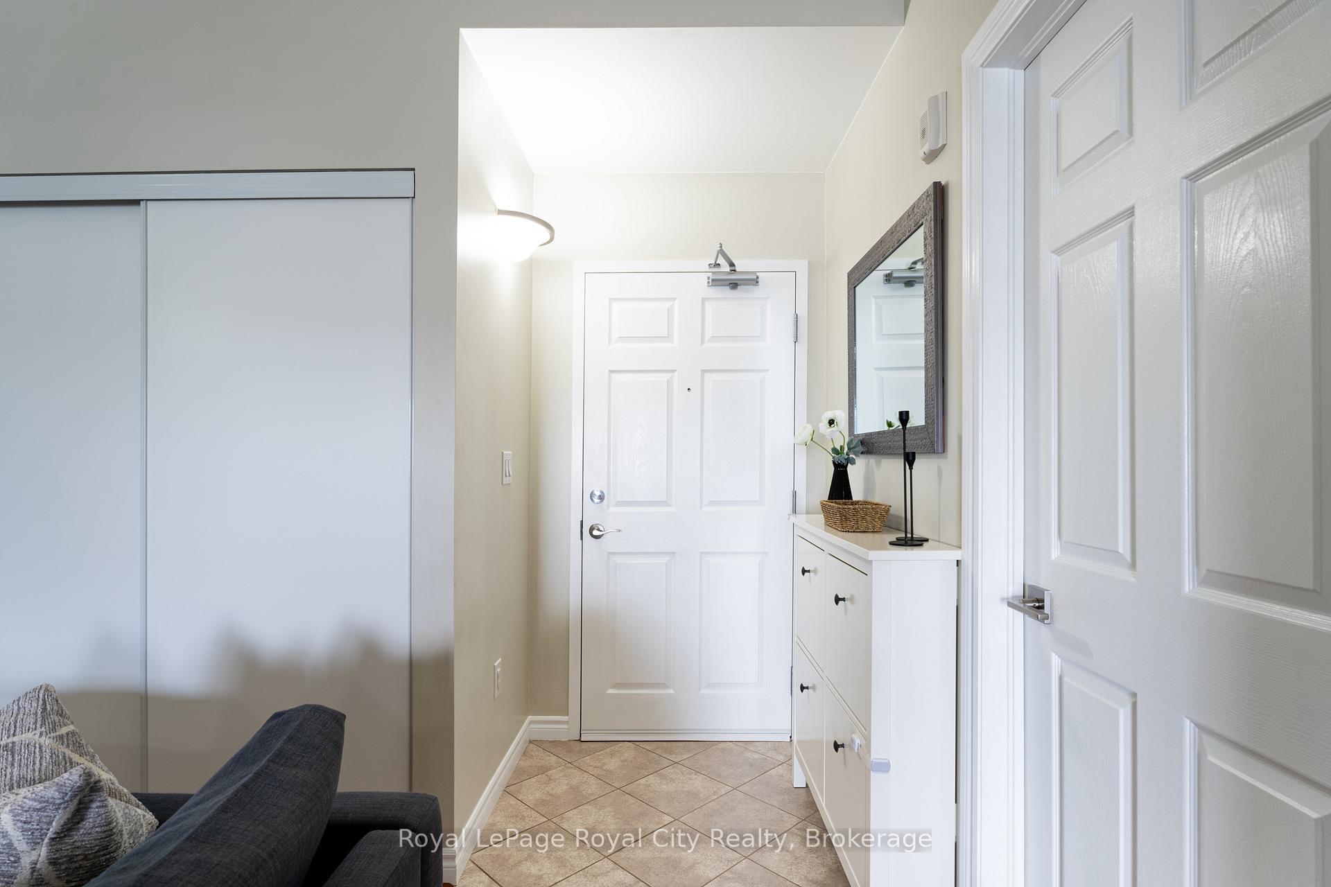 Photo 6 of Unit 110, 308 Watson Parkway N, Guelph, Grange Road — HOMEH