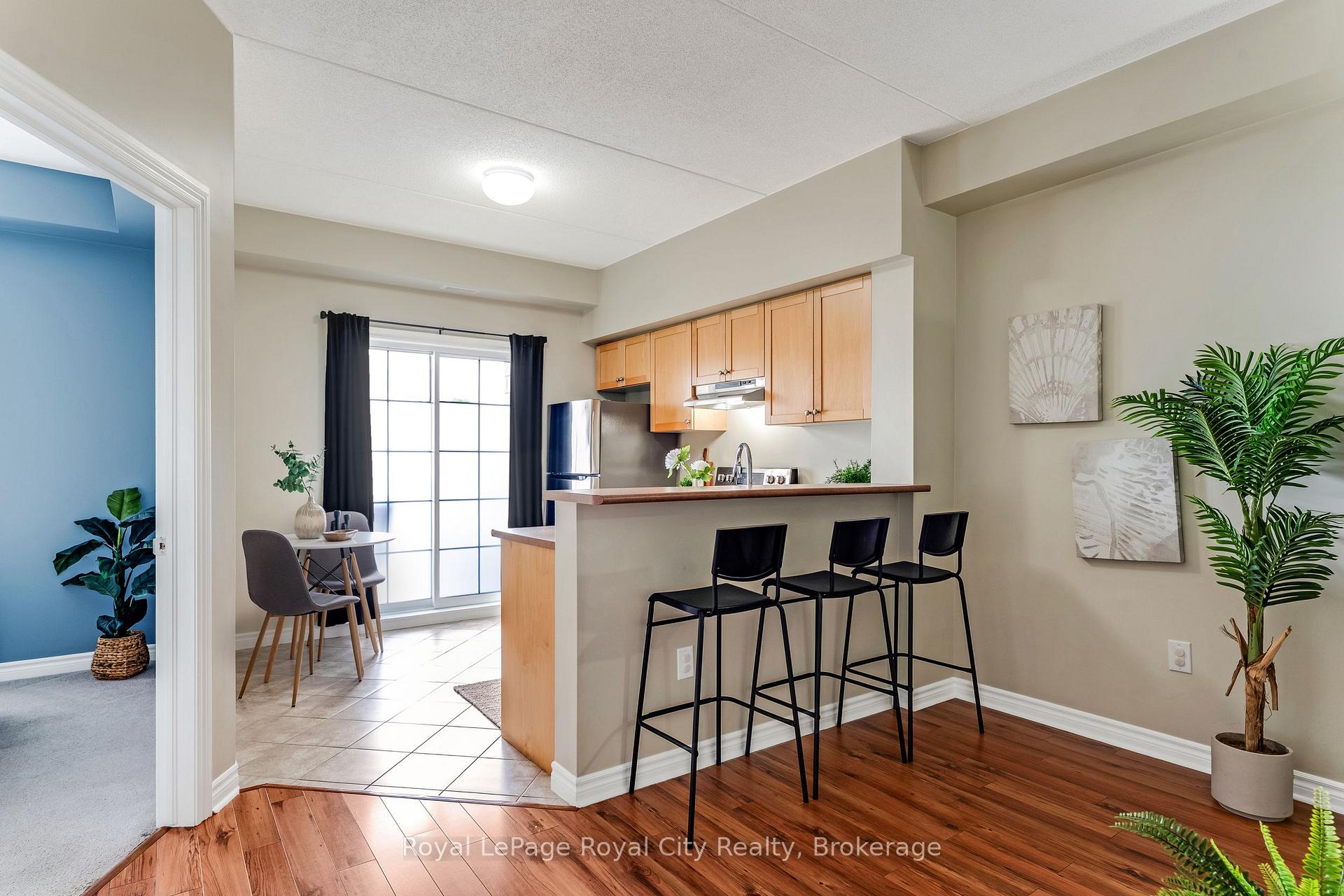 Photo 8 of Unit 110, 308 Watson Parkway N, Guelph, Grange Road — HOMEH