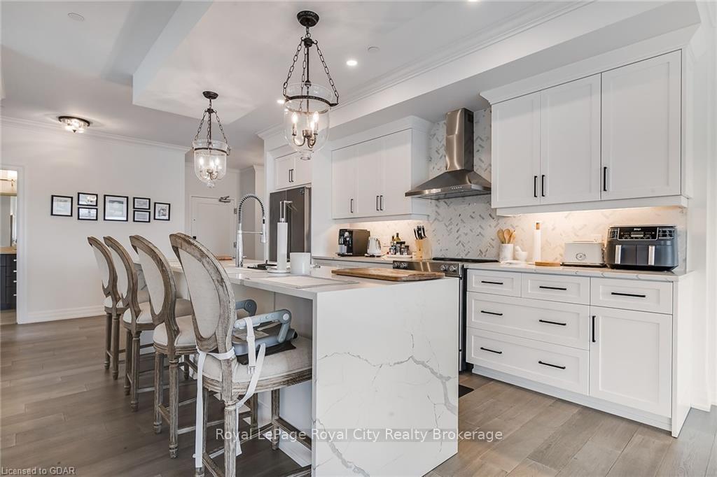 Photo 9 of Unit 611, 1880 Gordon Street, Guelph, Pineridge/Westminster Woods — HOMEH