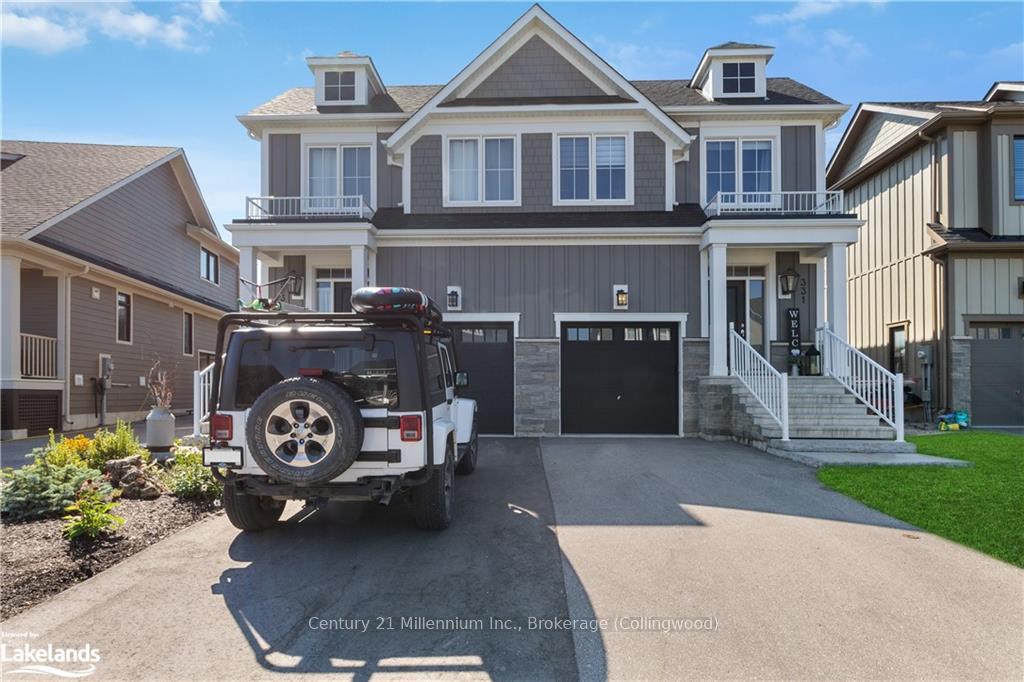 Photo 3 of 331 Yellow Birch Crescent, Blue Mountains — HOMEH