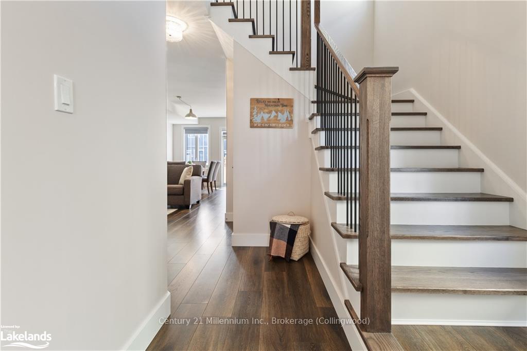 Photo 5 of 331 Yellow Birch Crescent, Blue Mountains — HOMEH