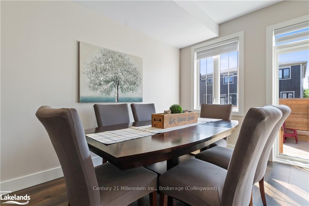 Photo 9 of 331 Yellow Birch Crescent, Blue Mountains — HOMEH