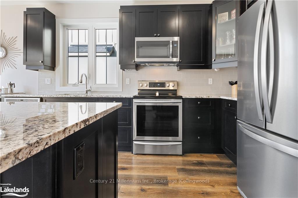 Photo 15 of 331 Yellow Birch Crescent, Blue Mountains — HOMEH