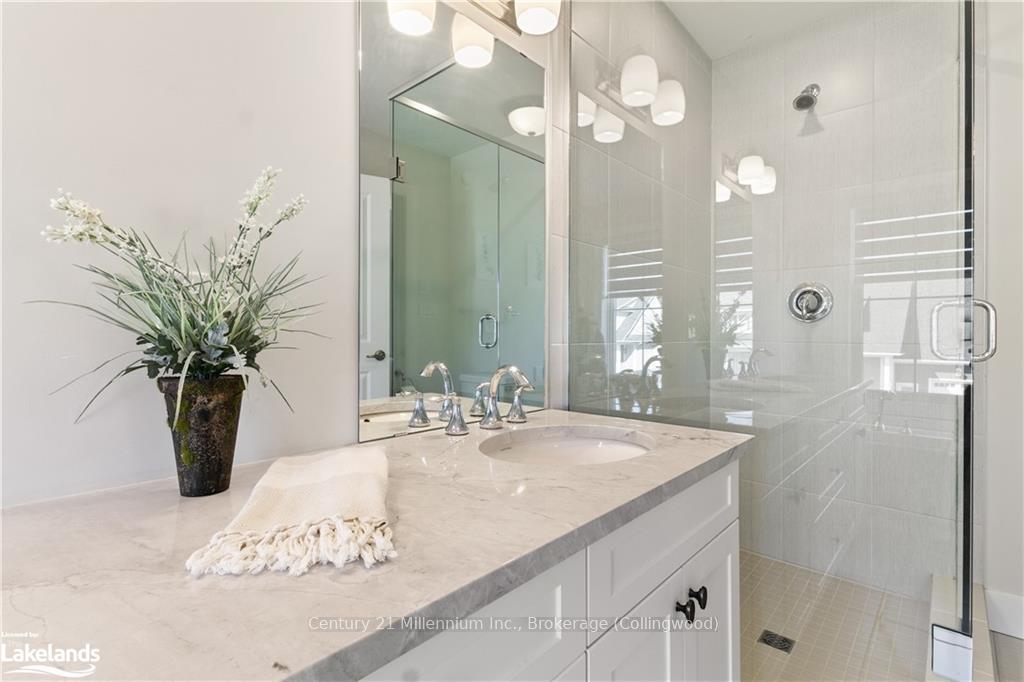 Photo 25 of 331 Yellow Birch Crescent, Blue Mountains — HOMEH