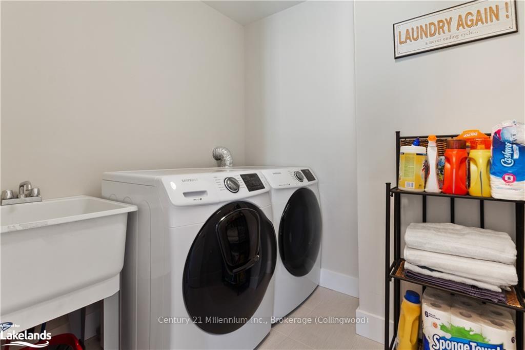 Photo 26 of 331 Yellow Birch Crescent, Blue Mountains — HOMEH