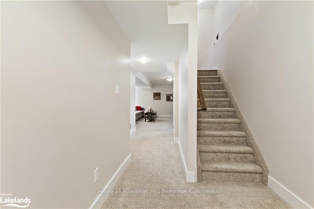 Photo 35 of 331 Yellow Birch Crescent, Blue Mountains — HOMEH