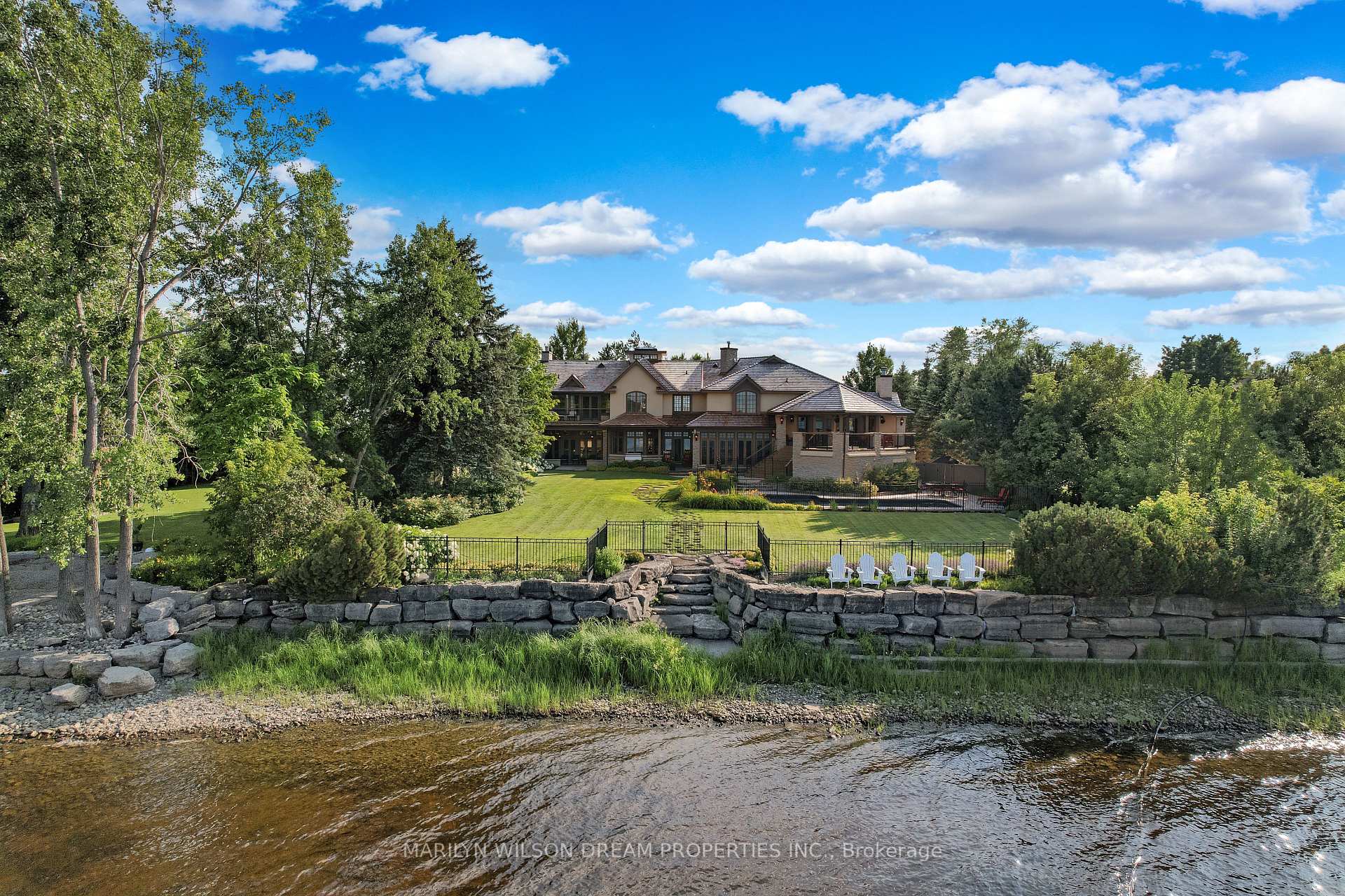 Photo 8 of 113 Grandview Road, Ottawa, Crystal Bay/Rocky Point — HOMEH