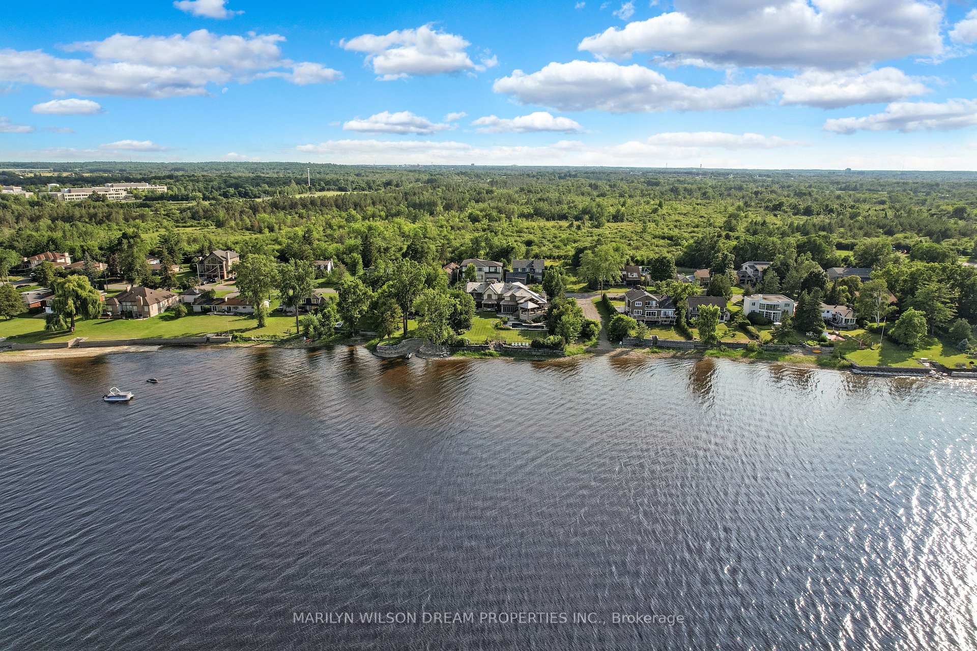 Photo 9 of 113 Grandview Road, Ottawa, Crystal Bay/Rocky Point — HOMEH