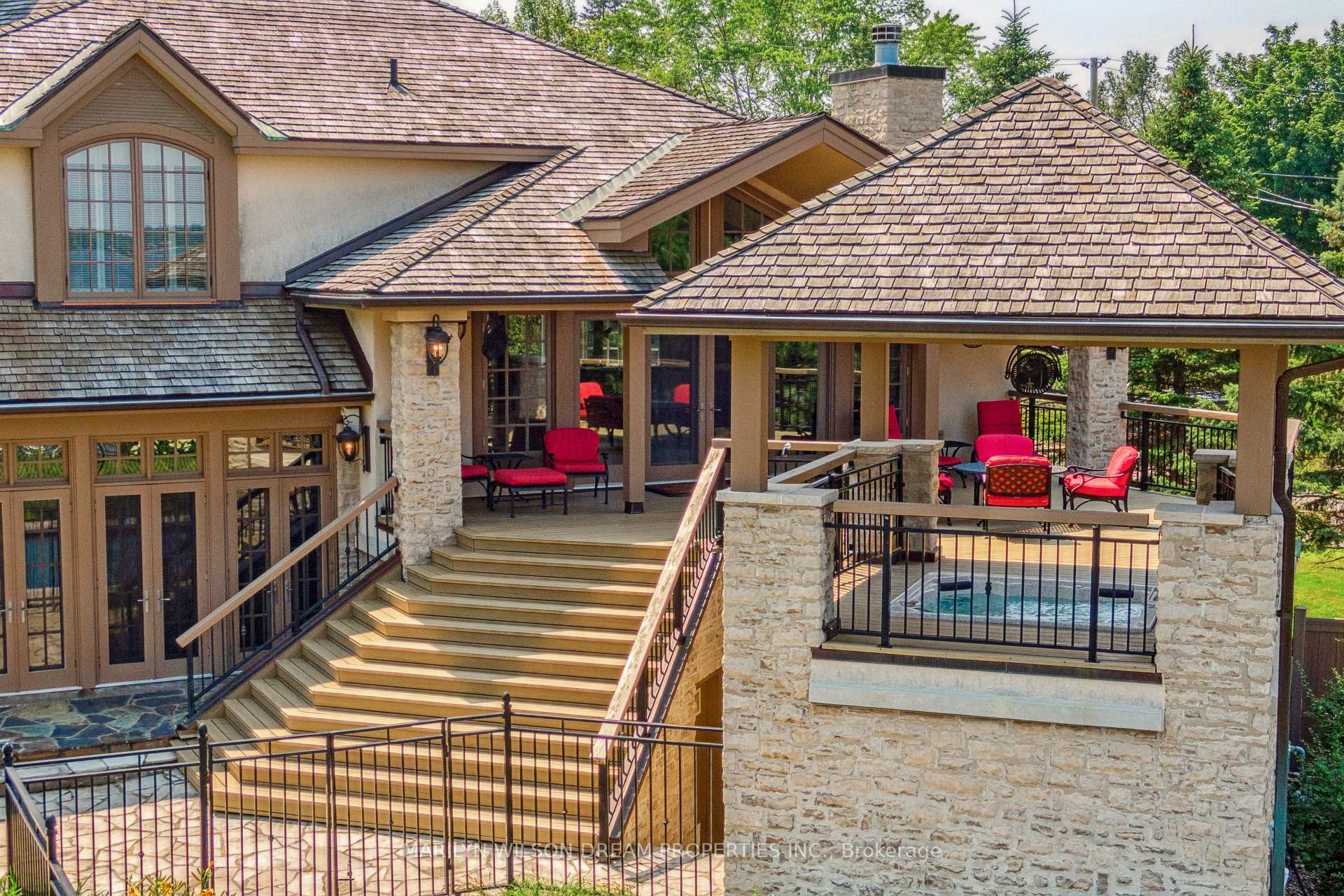 Photo 14 of 113 Grandview Road, Ottawa, Crystal Bay/Rocky Point — HOMEH