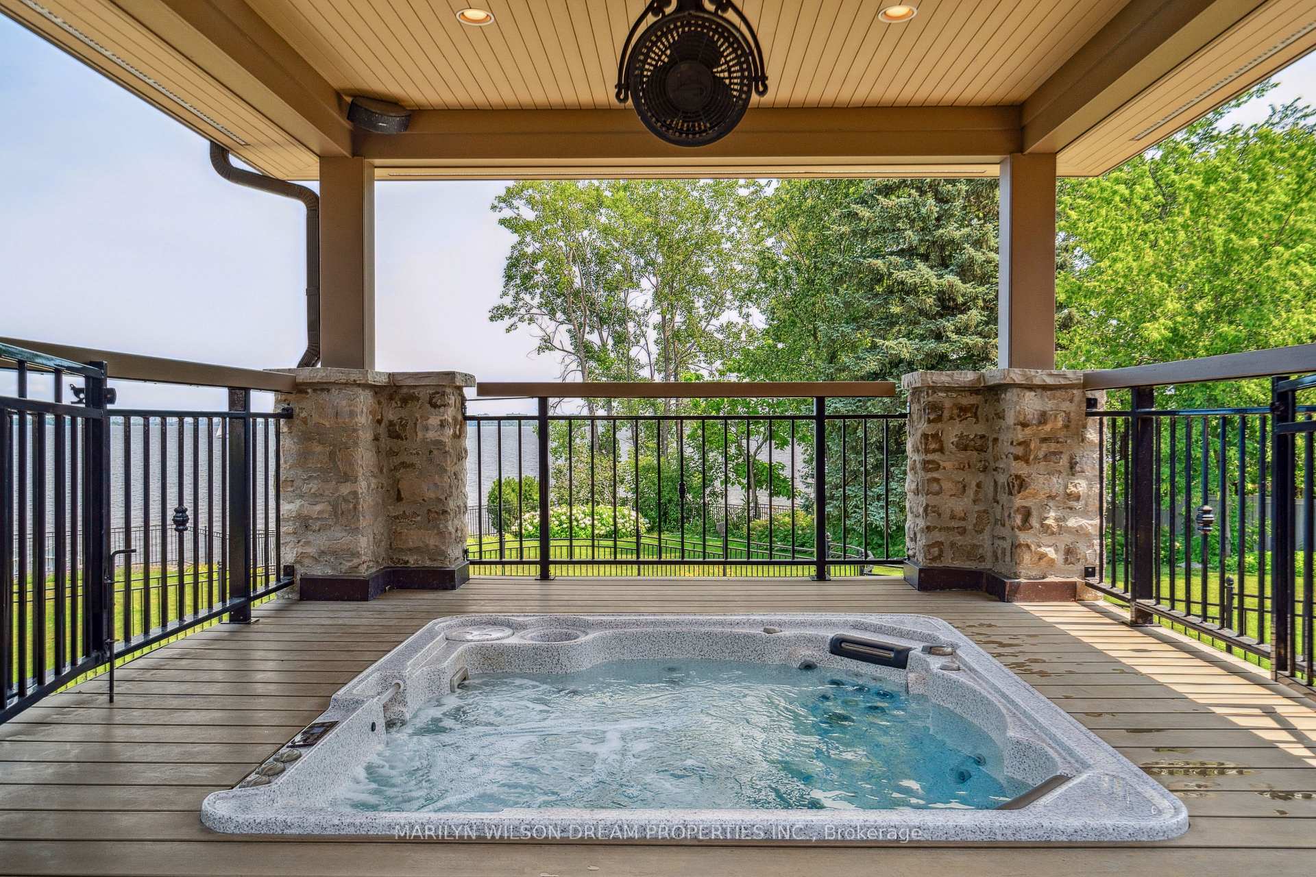 Photo 46 of 113 Grandview Road, Ottawa, Crystal Bay/Rocky Point — HOMEH