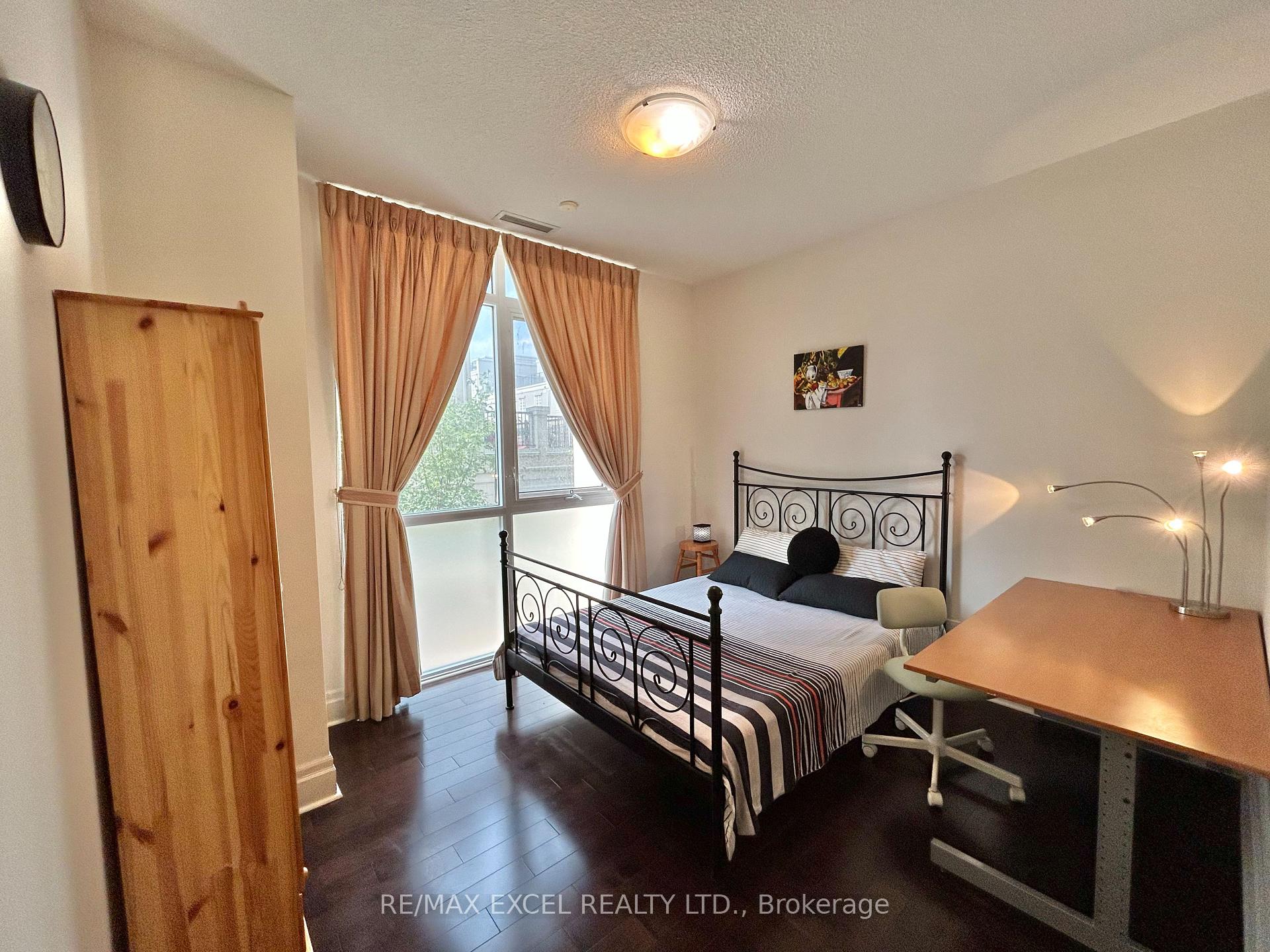 Photo 19 of Unit 110, 1 Upper Duke Crescent, Markham, Unionville — HOMEH