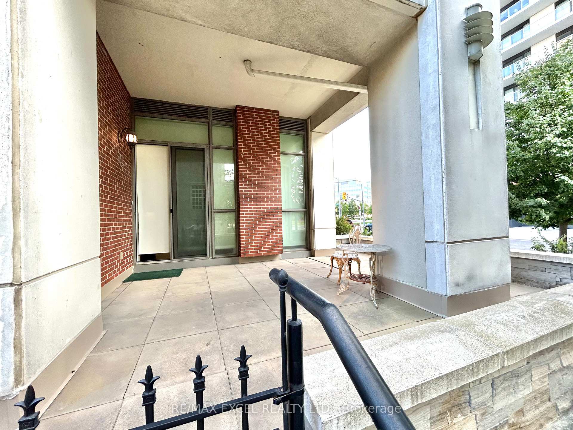 Photo 32 of Unit 110, 1 Upper Duke Crescent, Markham, Unionville — HOMEH