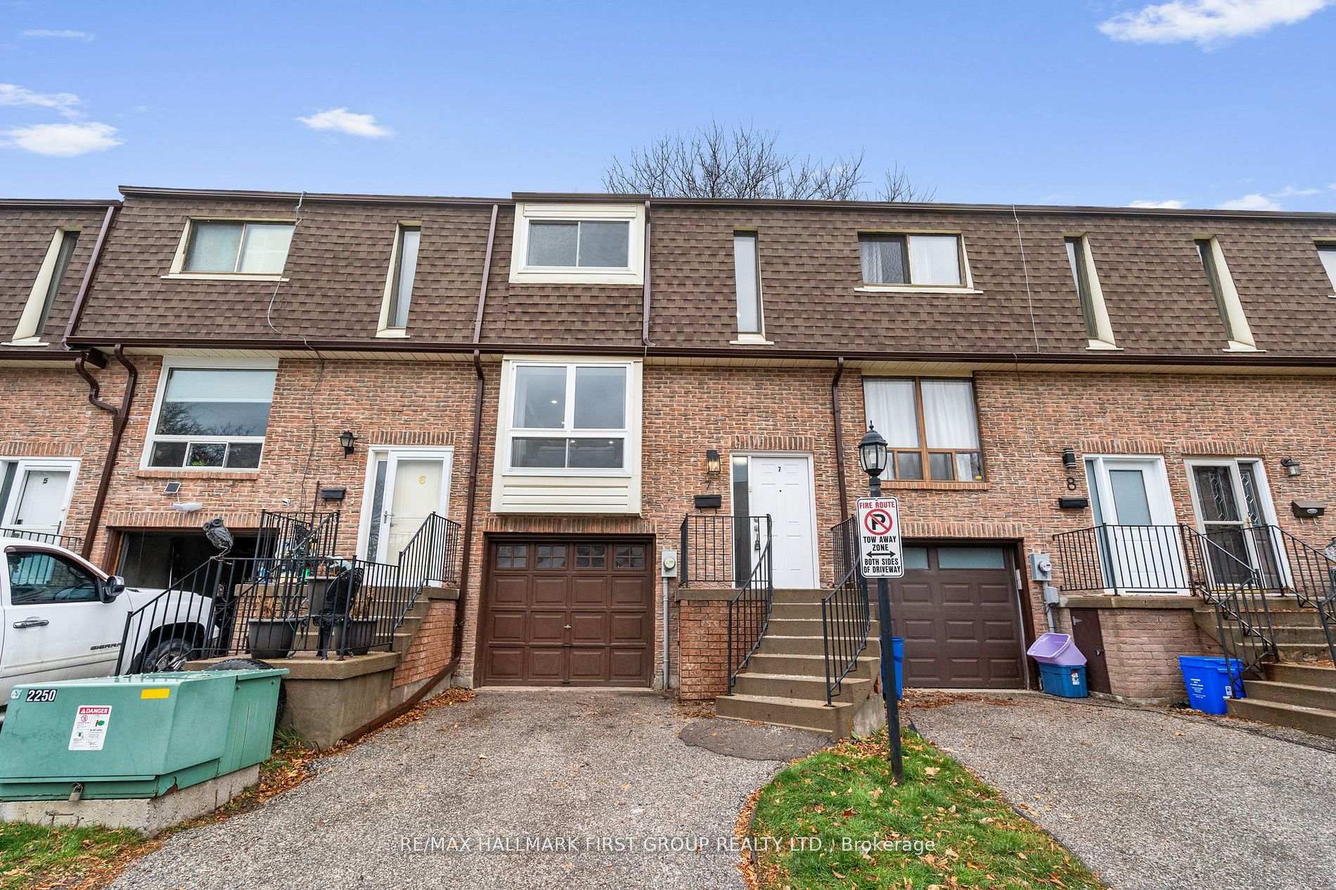 Front of Unit 7, 350 Camelot Court