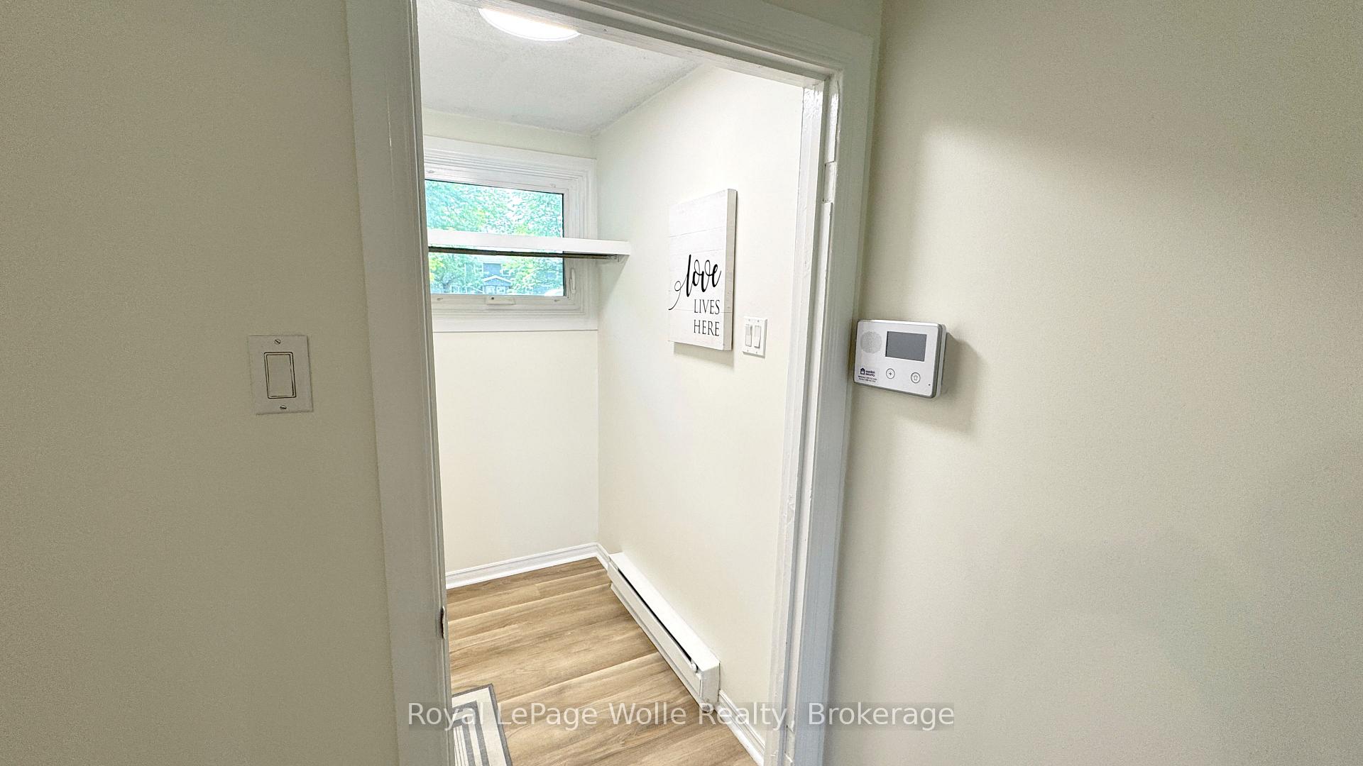 Photo 16 of 37 St. Charles Place, Huron East, Vanastra — HOMEH