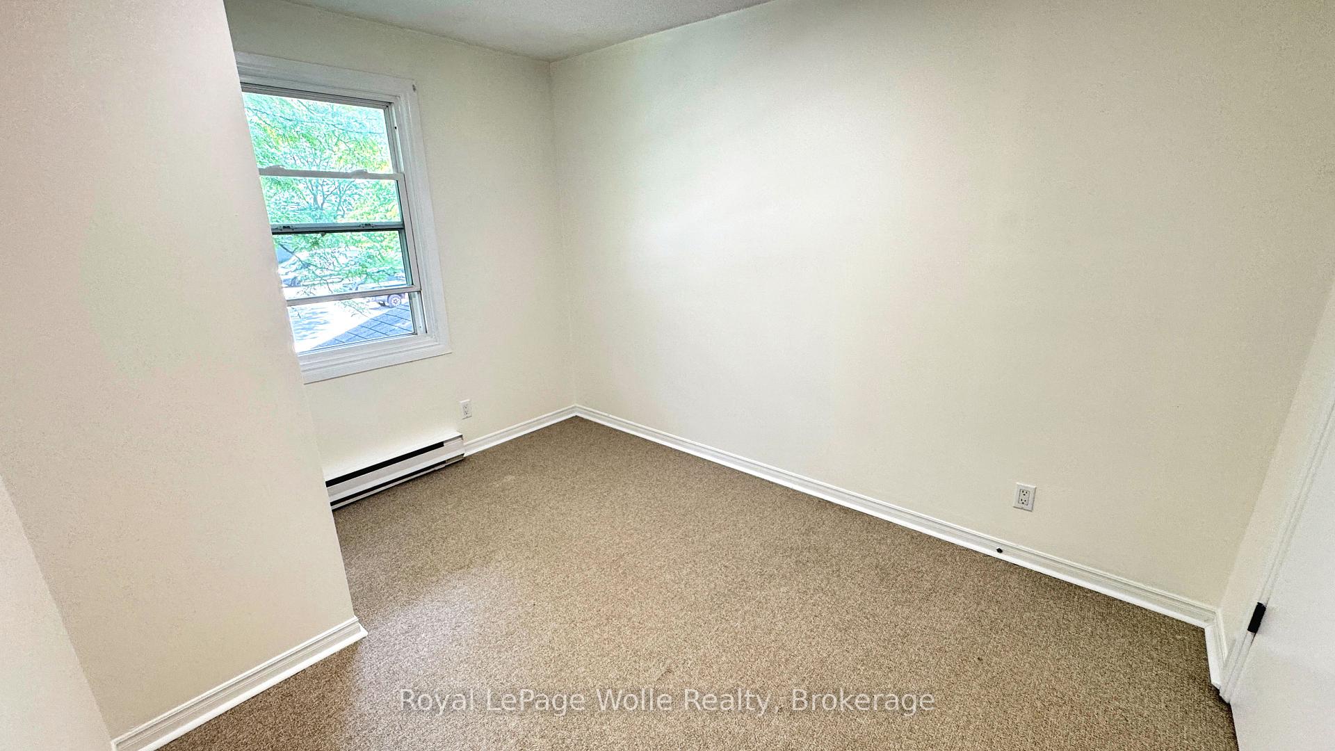 Photo 18 of 37 St. Charles Place, Huron East, Vanastra — HOMEH