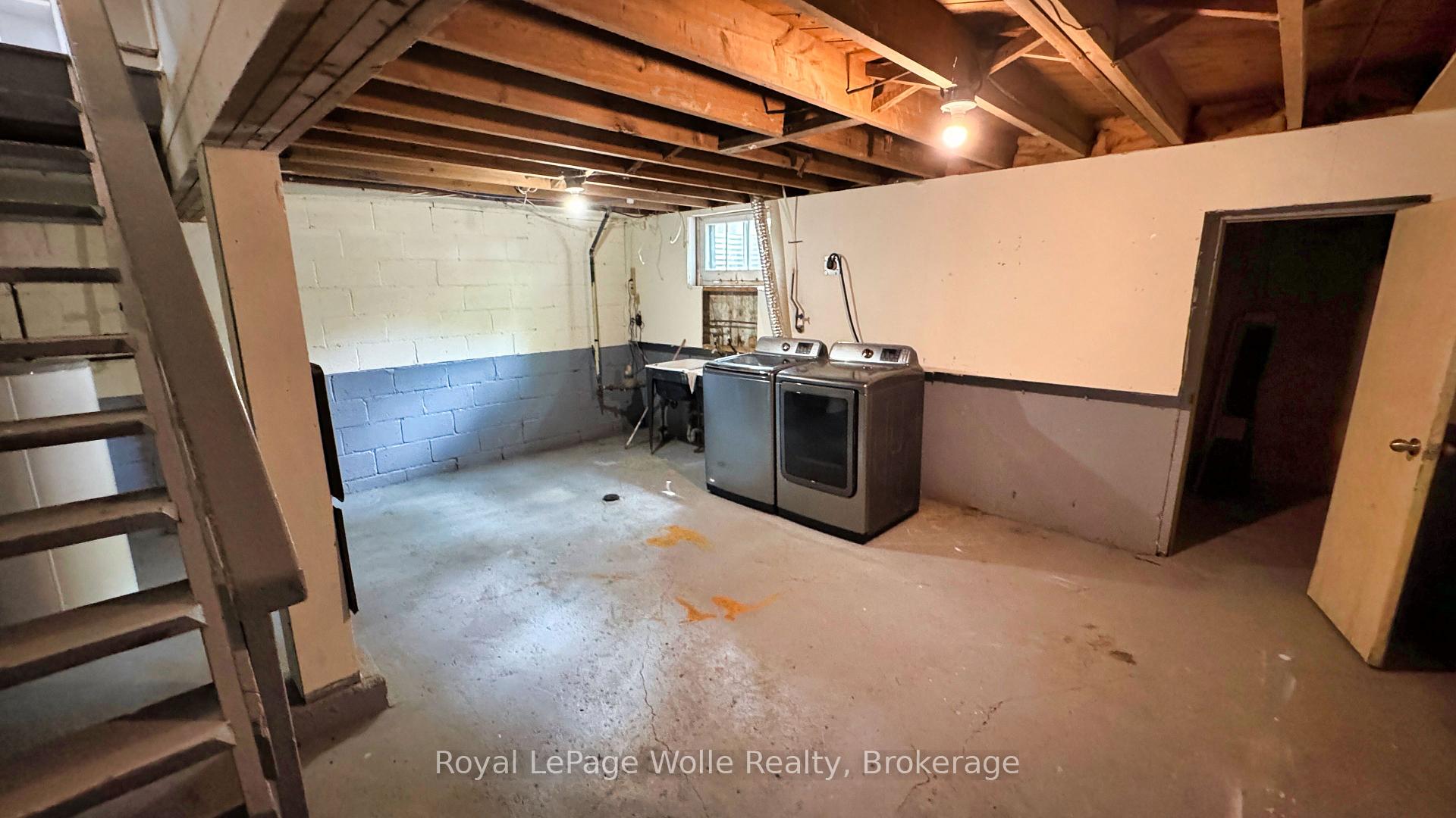 Photo 33 of 37 St. Charles Place, Huron East, Vanastra — HOMEH