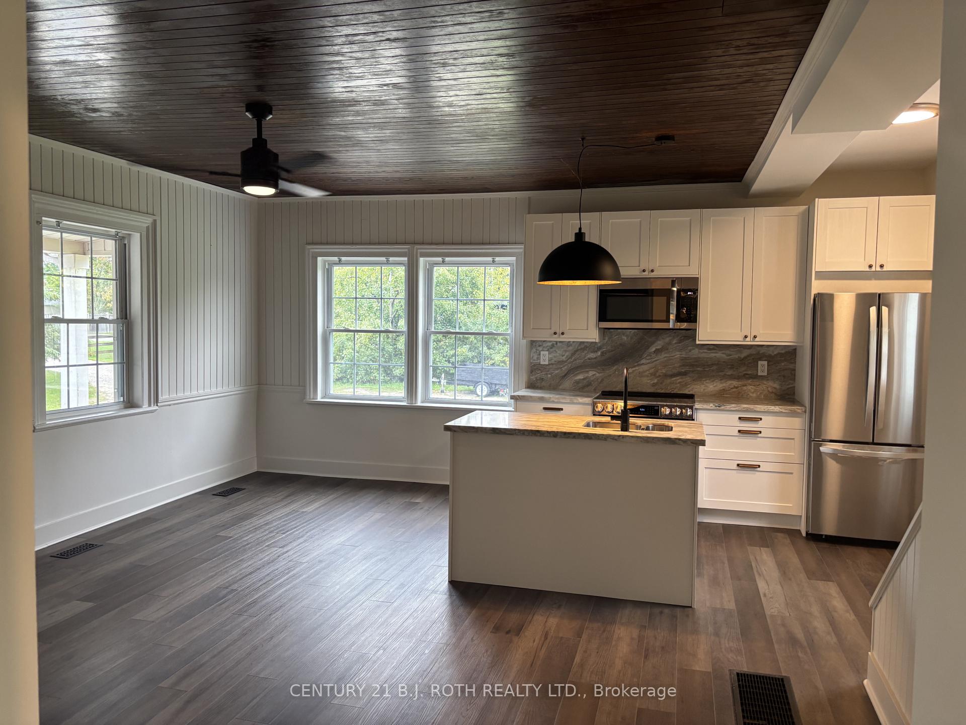 Photo 6 of 287 Barrie Street, Essa, Thornton — HOMEH