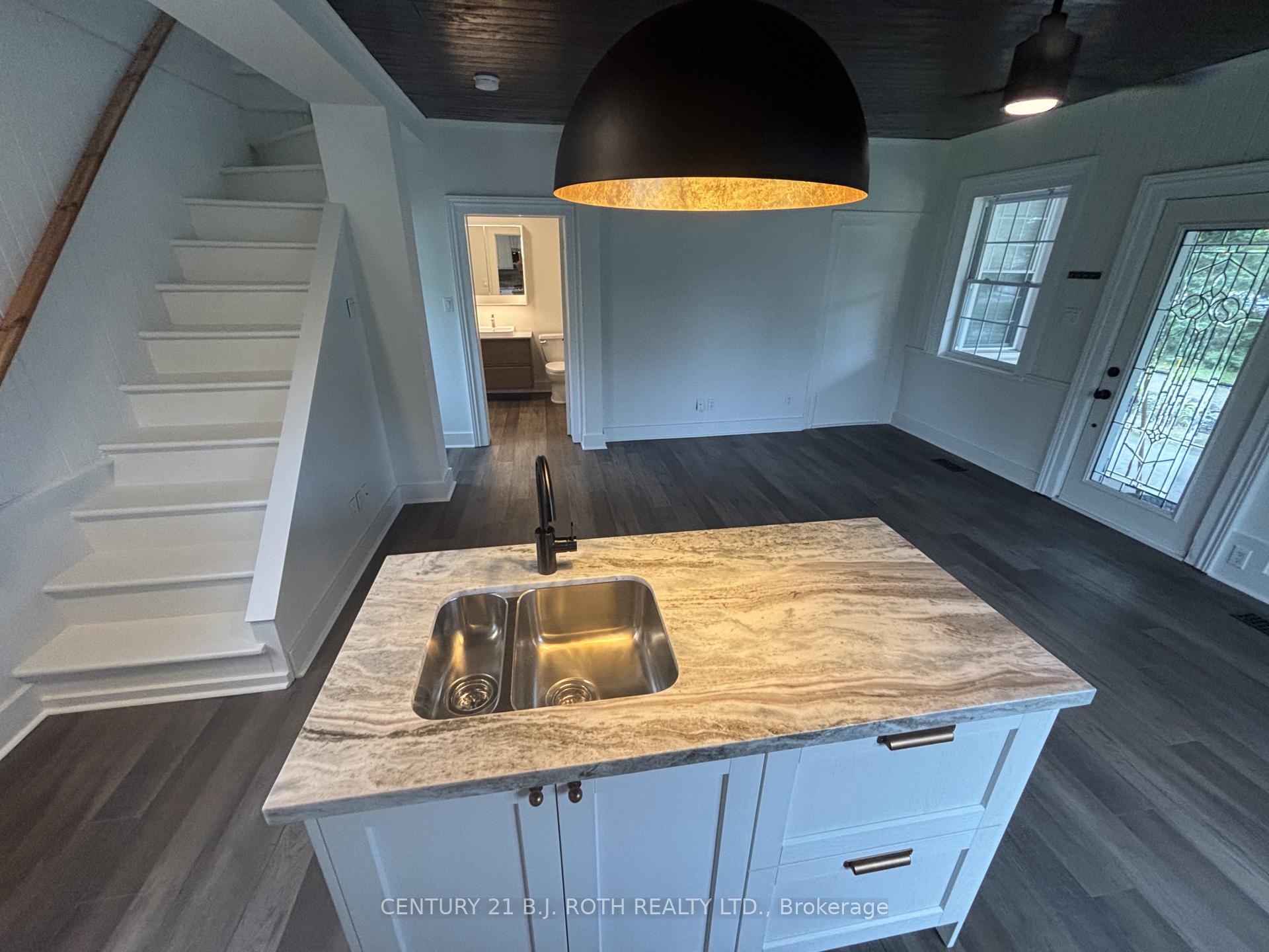 Photo 9 of 287 Barrie Street, Essa, Thornton — HOMEH
