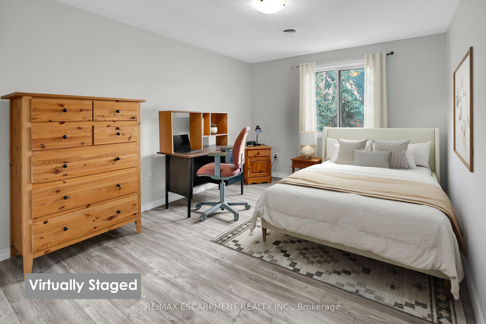 Photo 15 of Unit 40, 262 Kenora Avenue, Hamilton, Kentley — HOMEH