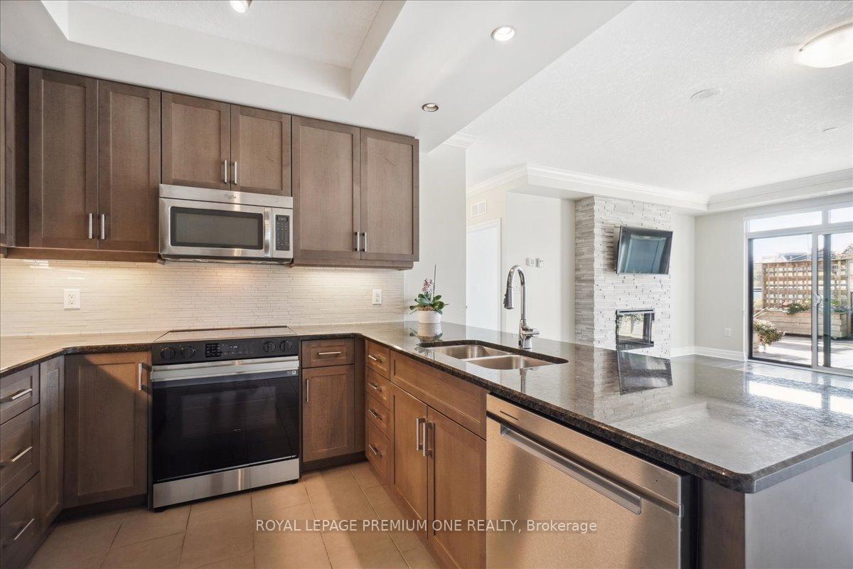 Photo 2 of Unit 301, 150 Wellington Street E, Guelph, Downtown — HOMEH