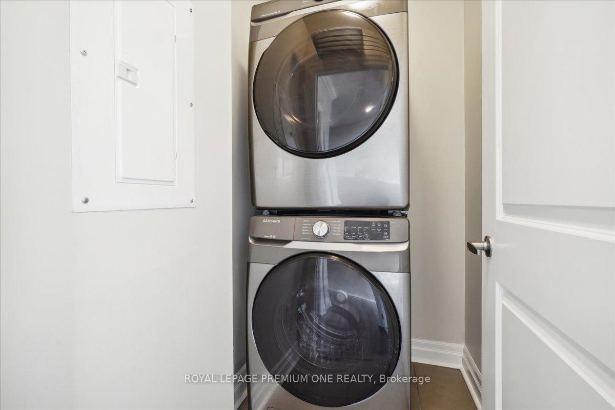 Photo 11 of Unit 301, 150 Wellington Street E, Guelph, Downtown — HOMEH