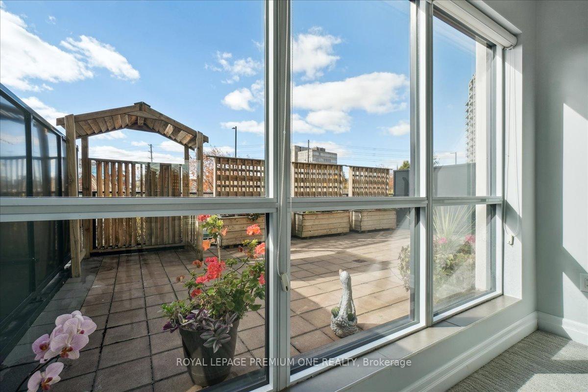 Photo 12 of Unit 301, 150 Wellington Street E, Guelph, Downtown — HOMEH