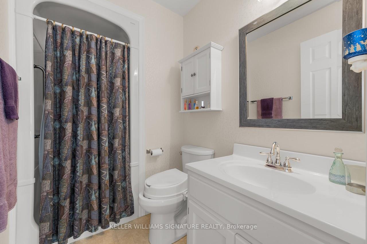 Photo 13 of Unit 4, 165 Main Street E, Grimsby, Grimsby East — HOMEH