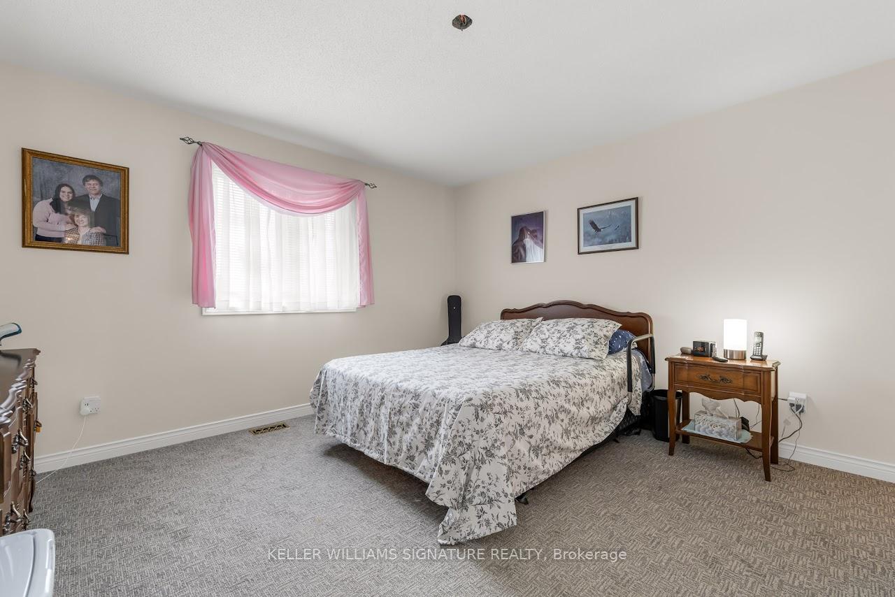 Photo 17 of Unit 4, 165 Main Street E, Grimsby, Grimsby East — HOMEH