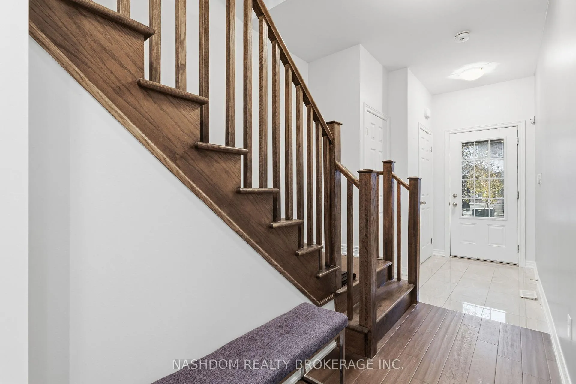 Photo 4 of Unit 7, 21 Madonna Drive, Hamilton, Carpenter — HOMEH