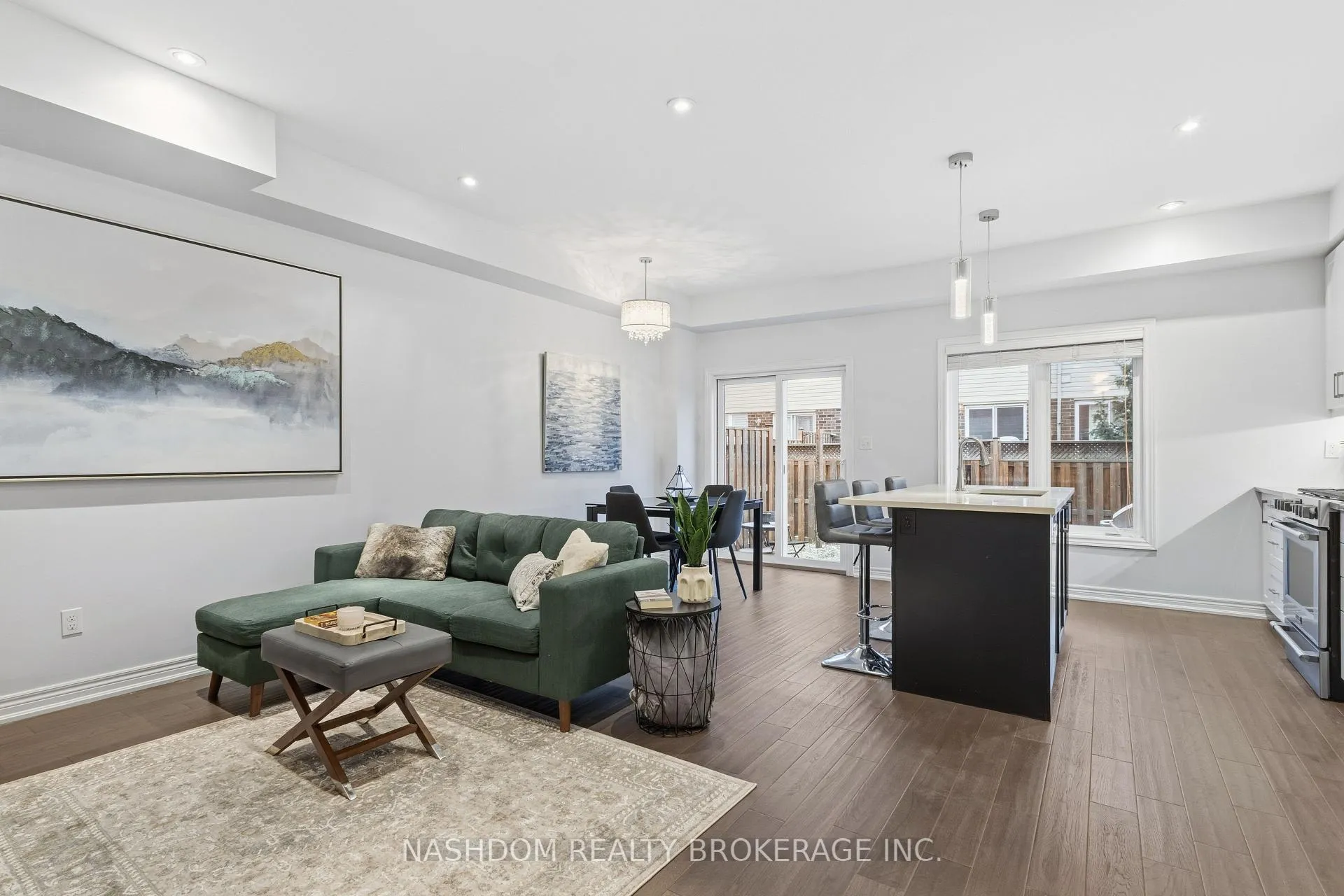 Photo 6 of Unit 7, 21 Madonna Drive, Hamilton, Carpenter — HOMEH