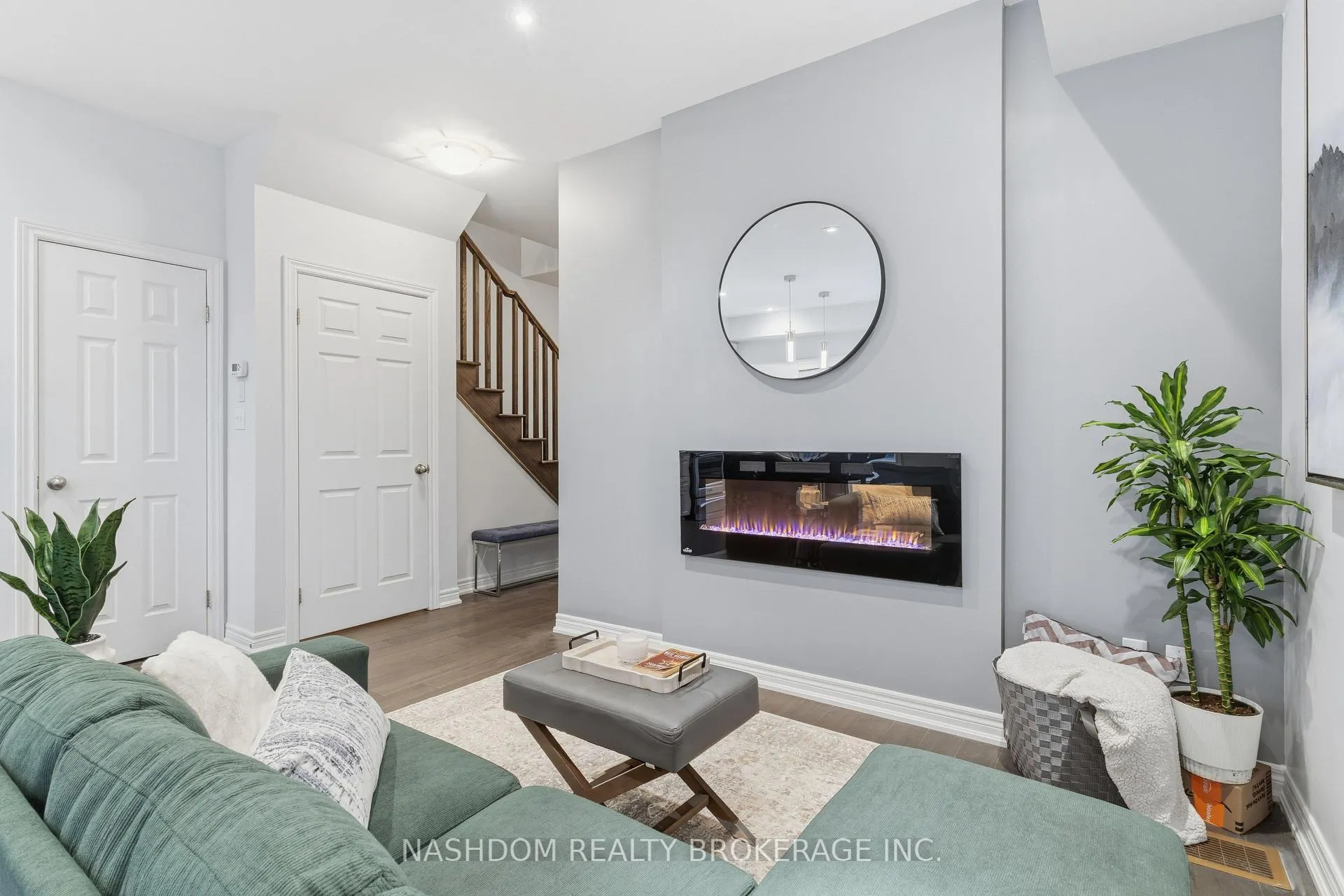 Photo 10 of Unit 7, 21 Madonna Drive, Hamilton, Carpenter — HOMEH