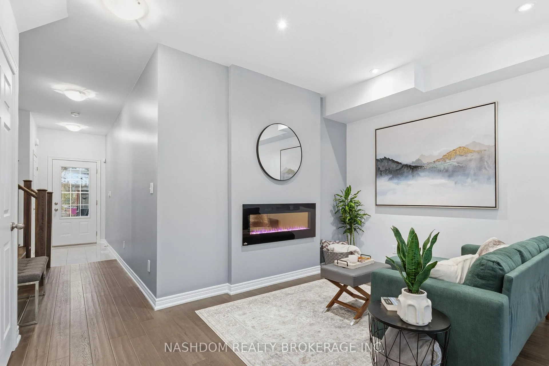 Photo 11 of Unit 7, 21 Madonna Drive, Hamilton, Carpenter — HOMEH