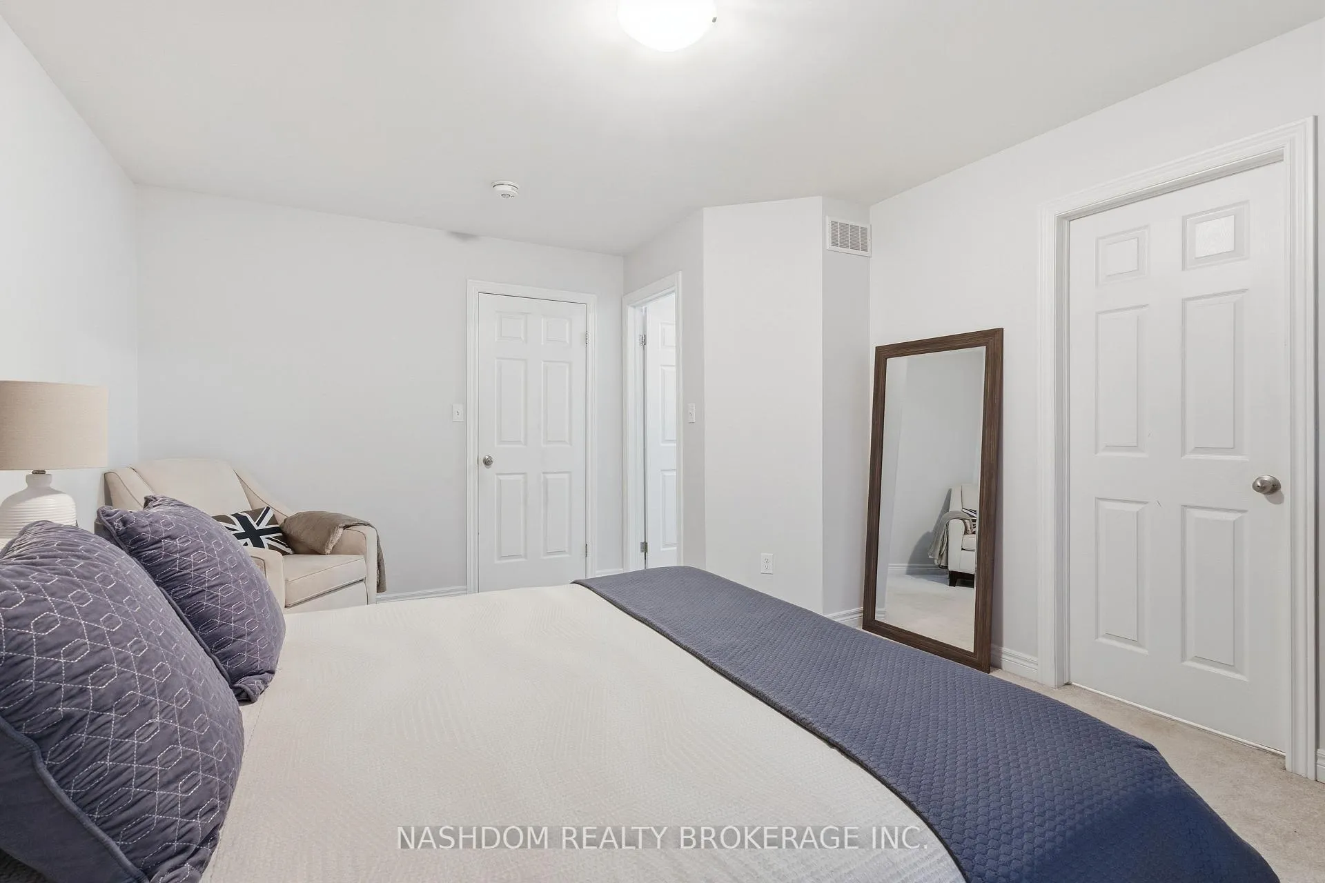 Photo 16 of Unit 7, 21 Madonna Drive, Hamilton, Carpenter — HOMEH